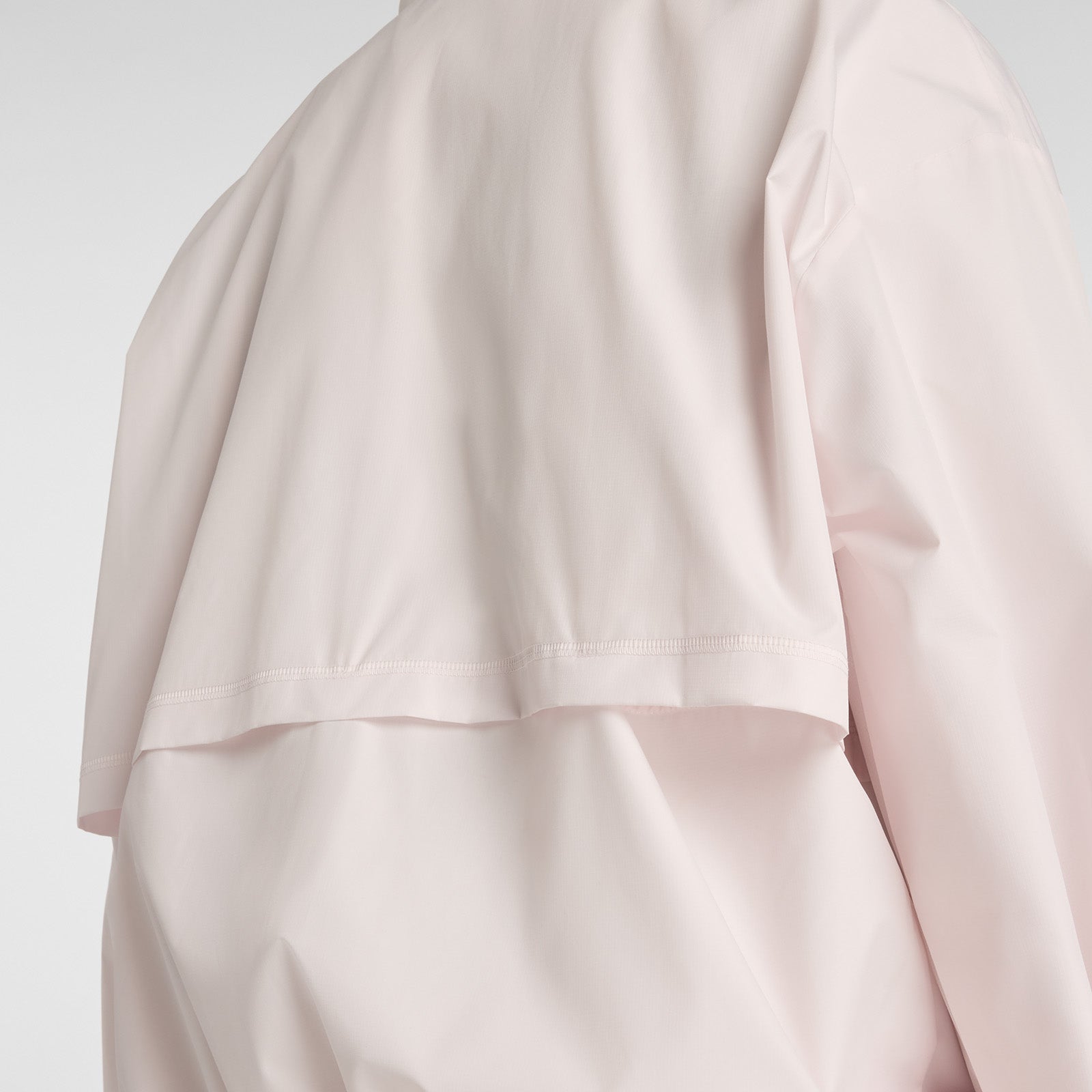 NEW BALANCE WOMENS TRACKSIDE WOVEN JACKET