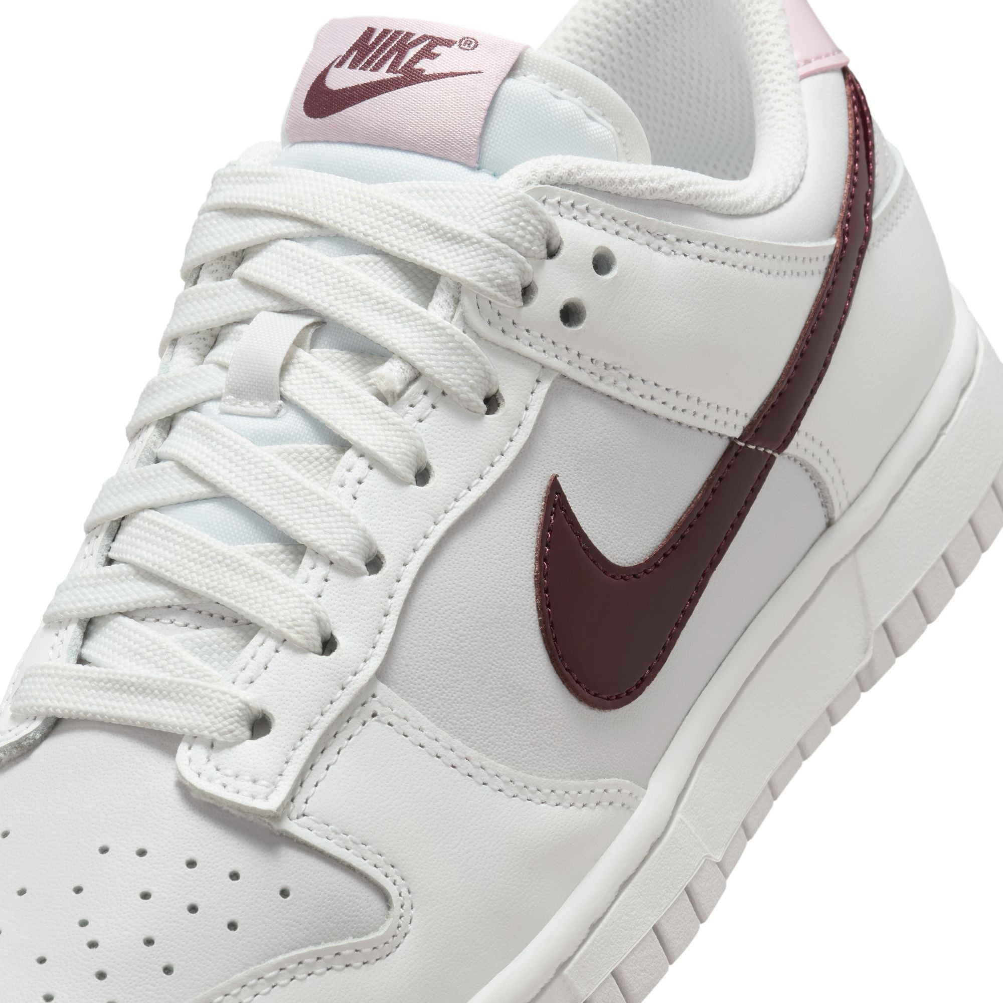 NIKE WOMENS NIKE DUNK LOW