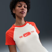 NIKE WOMENS CHILL KNIT RAGLAN TEE