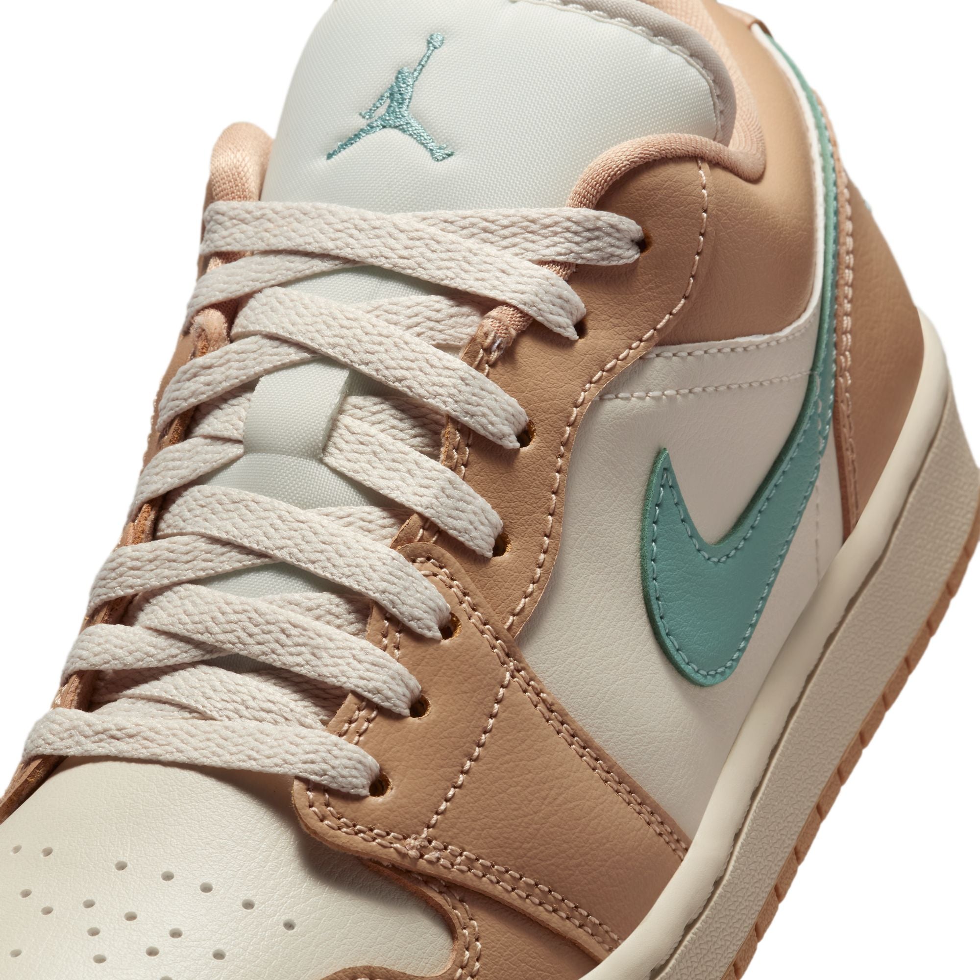 WOMENS AIR JORDAN 1 LOW
