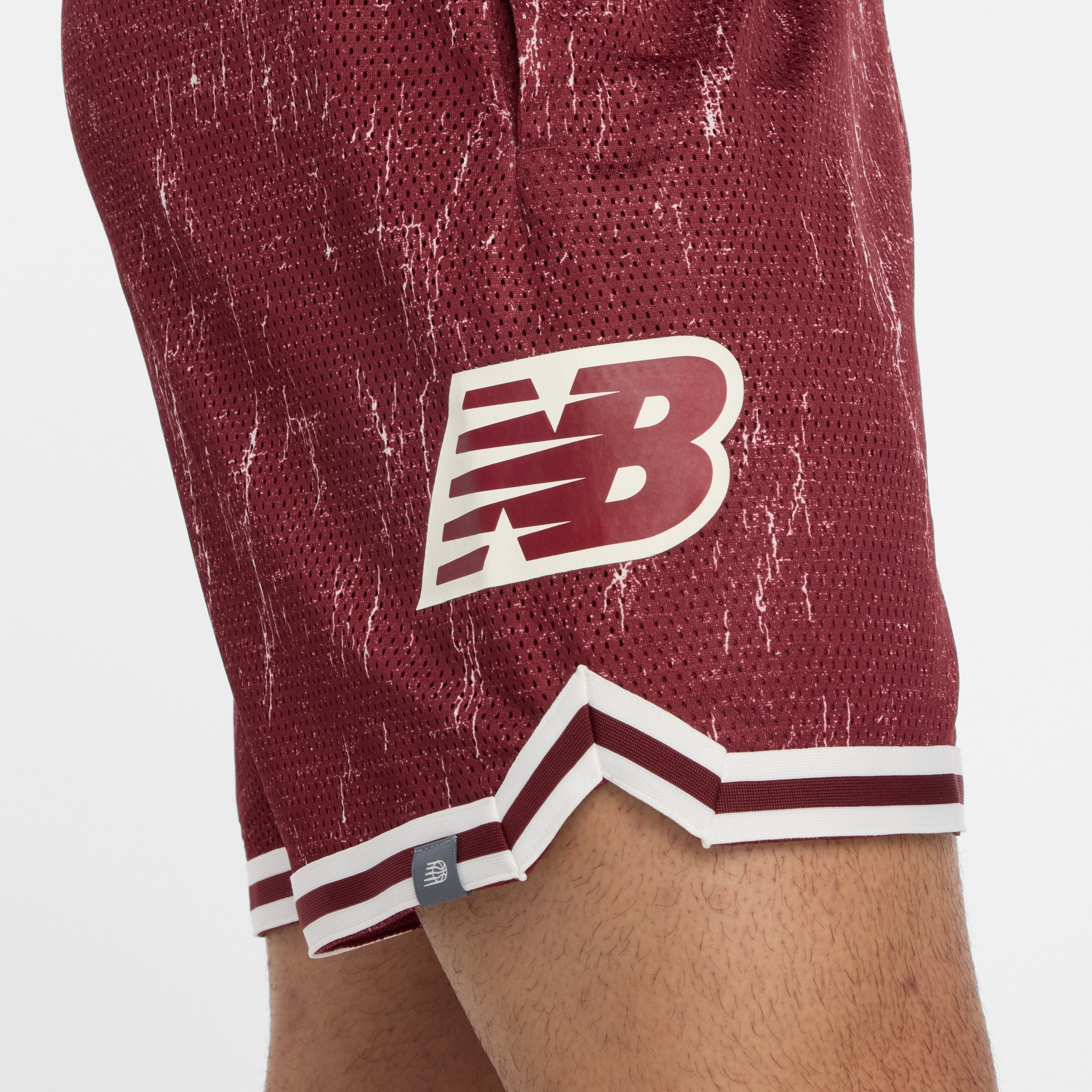 NEW BALANCE IN GAME PRINTED 7" MESH SHORT-MHB