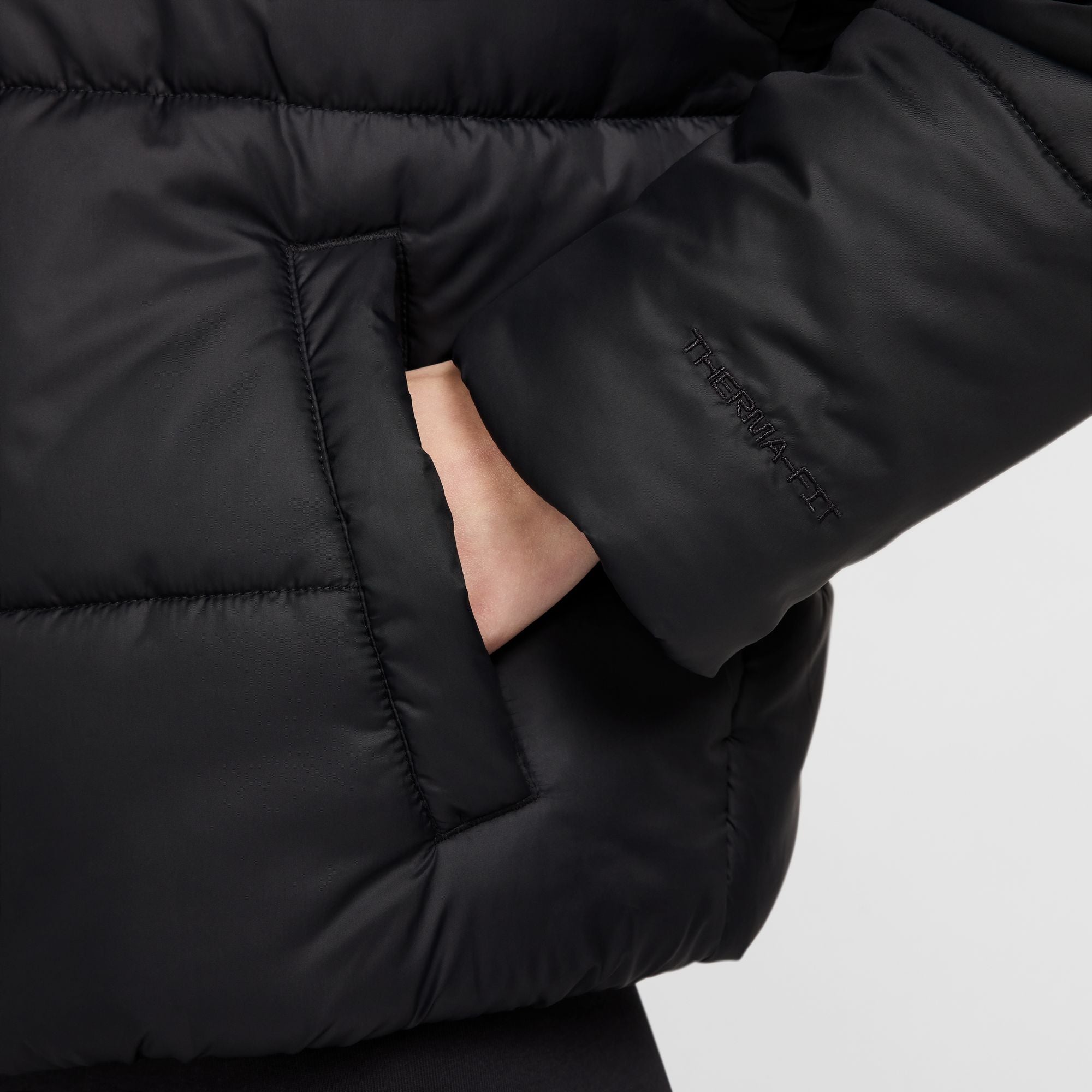 NIKE WOMENS THERMA-FIT CLASSIC PUFFER