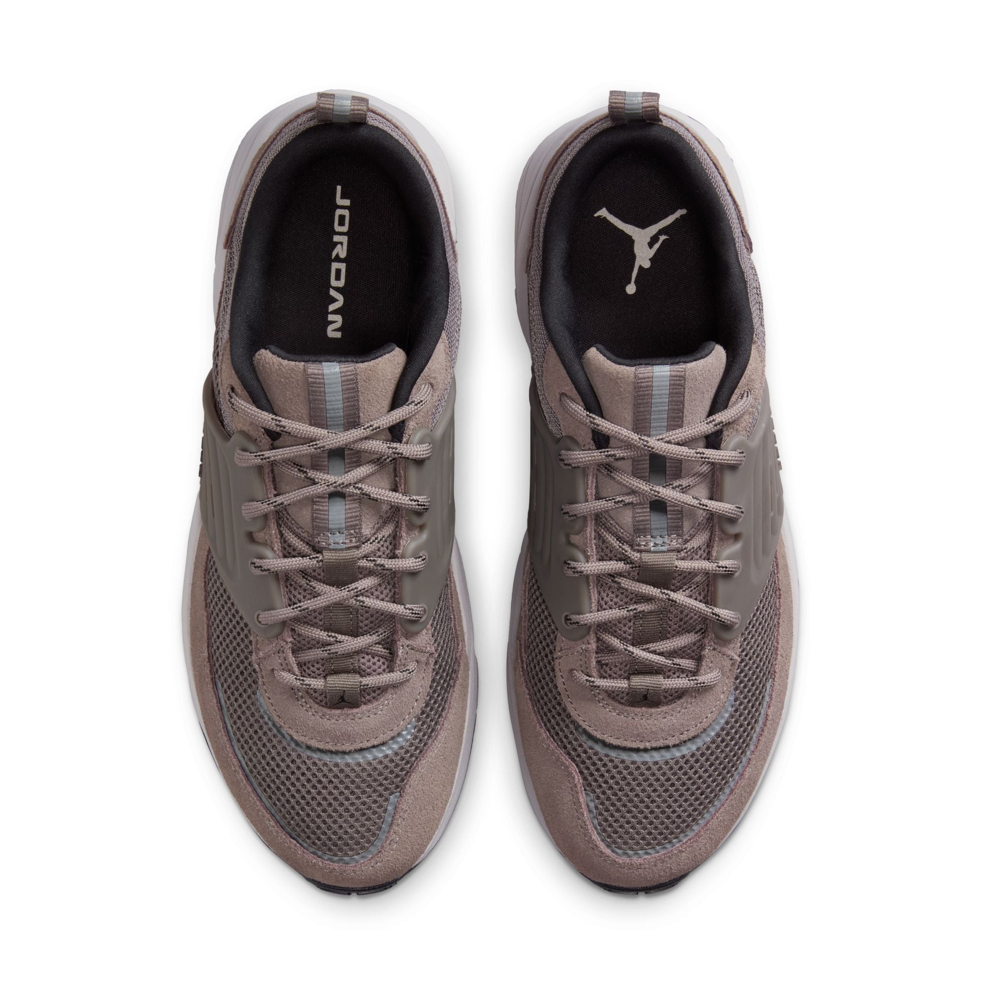 JORDAN TRUNNER O/S