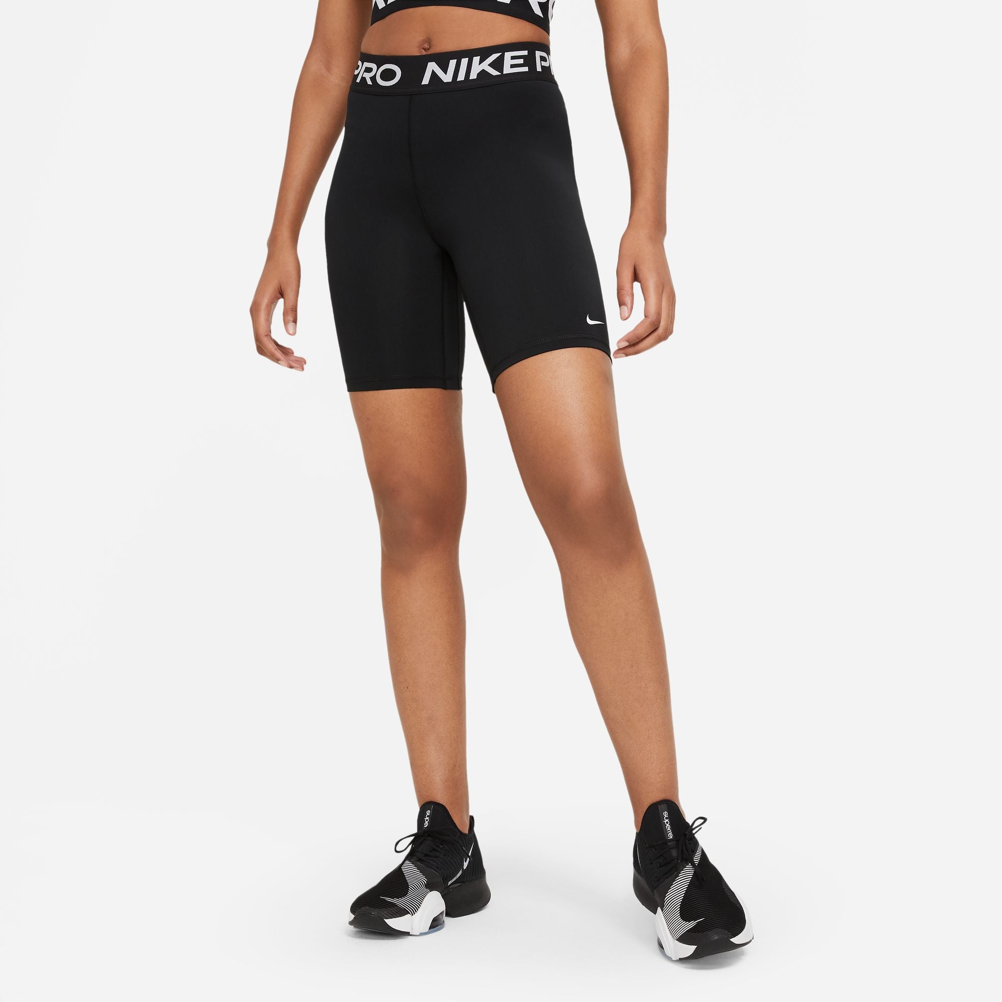 NIKE WOMENS PRO 365 SHORT 8IN