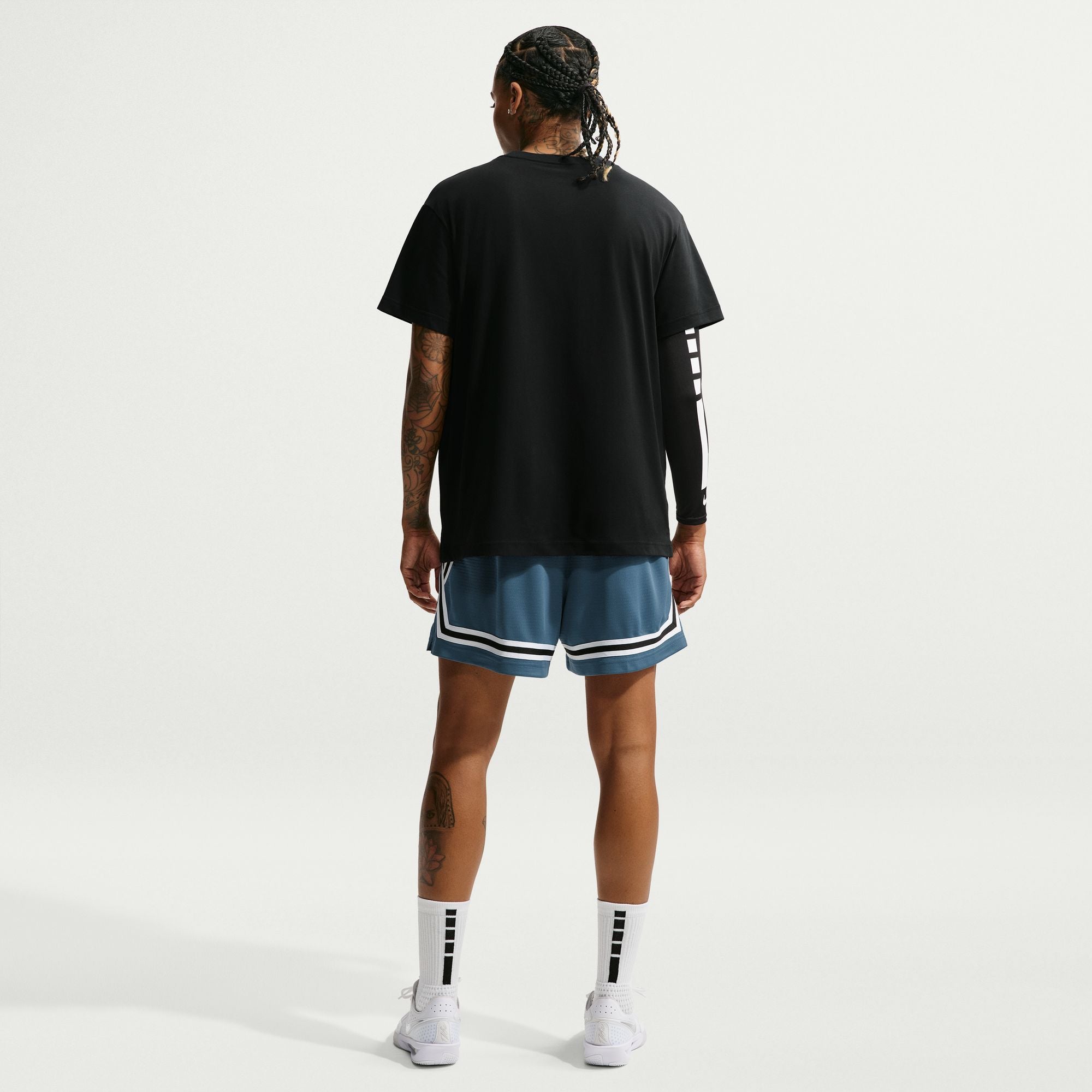 NIKE WOMENS DRI-FIT CROSSOVER 5" SHORT