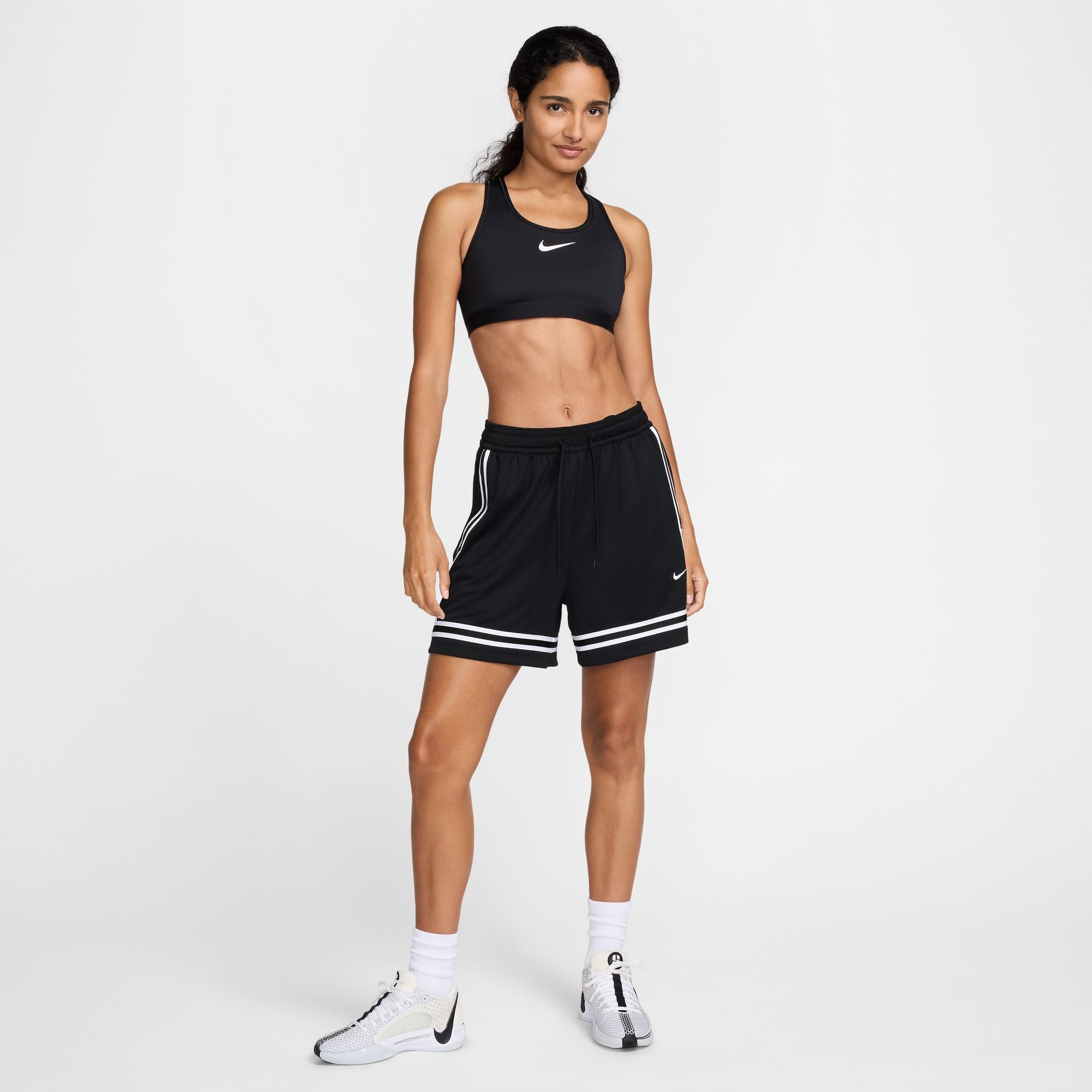NIKE WOMENS DRI-FIT CROSSOVER 5IN SHORT