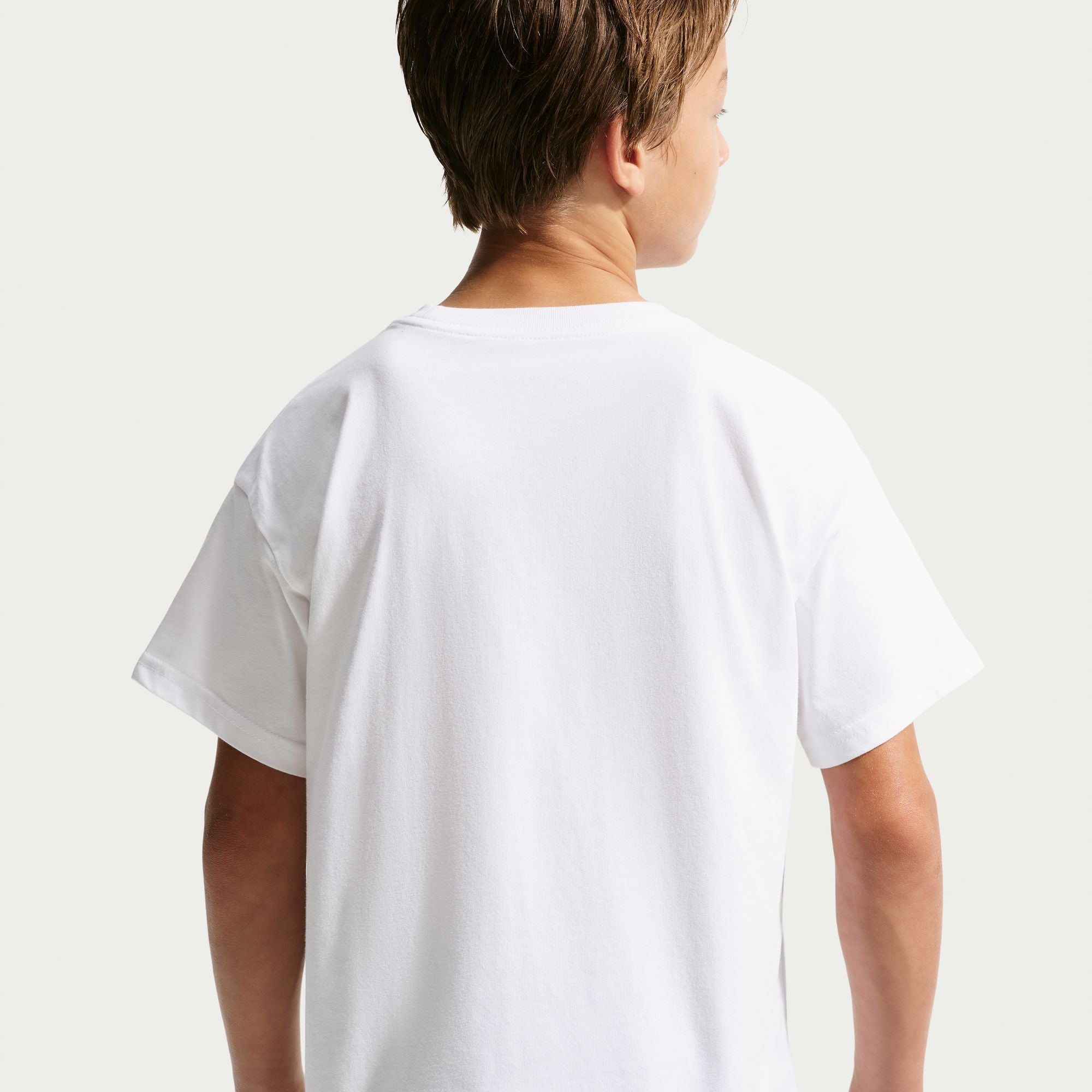 NIKE NRG BASKETBALL M90 TEE - YOUTH