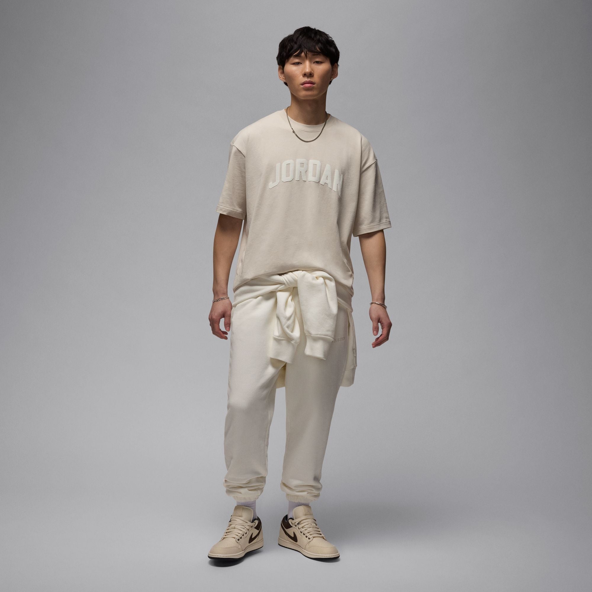 JORDAN M FLT ESS BOXY SS CREW