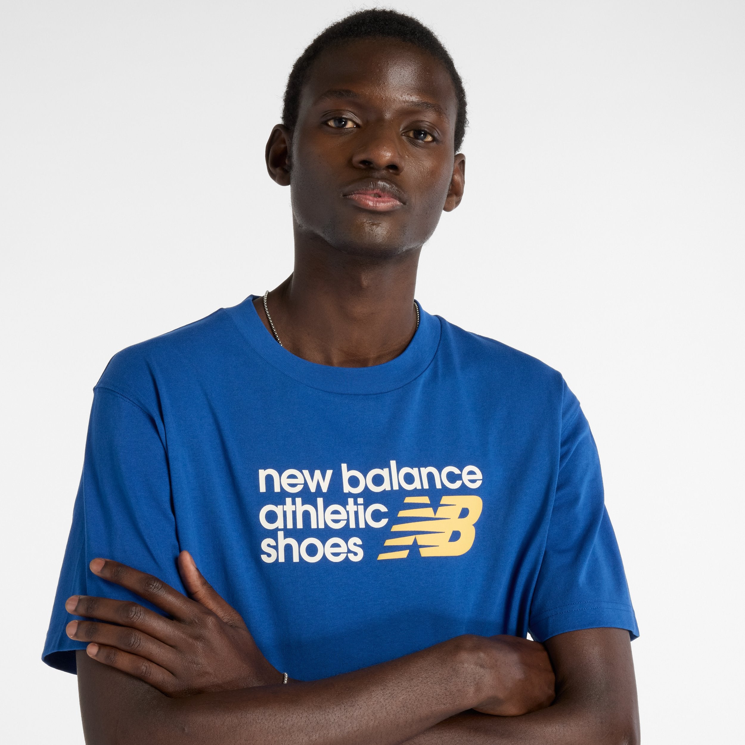 NEW BALANCE ATHLETICS RELAXED PREMIUM CHEST LOGO T-SHIRT- GAB