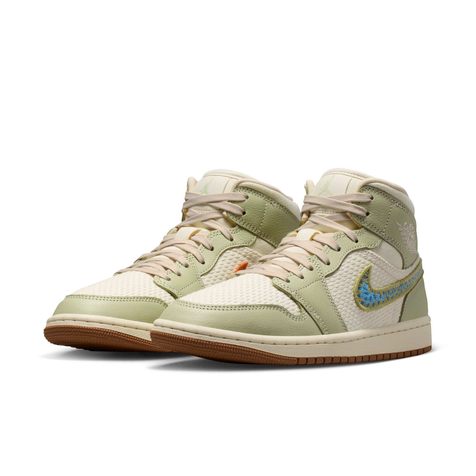 WOMENS AIR JORDAN 1 MID SE