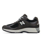 NEW BALANCE 2002R