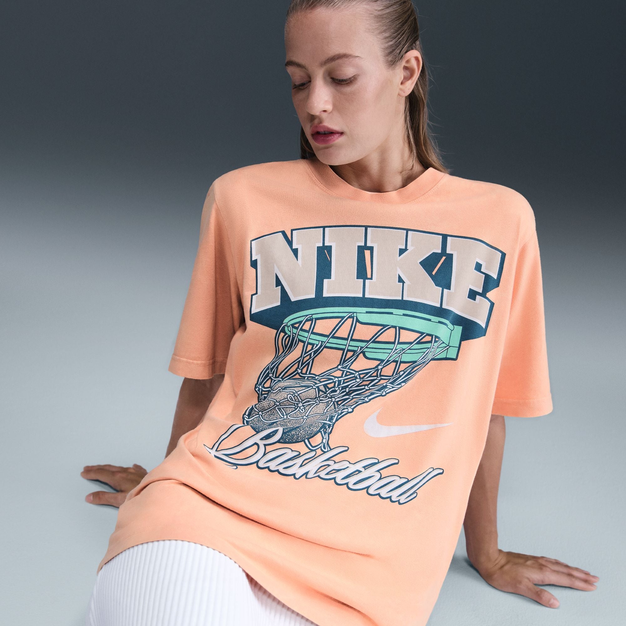 NIKE WOMENS SHORT SLEEVE BASKETBALL TEE