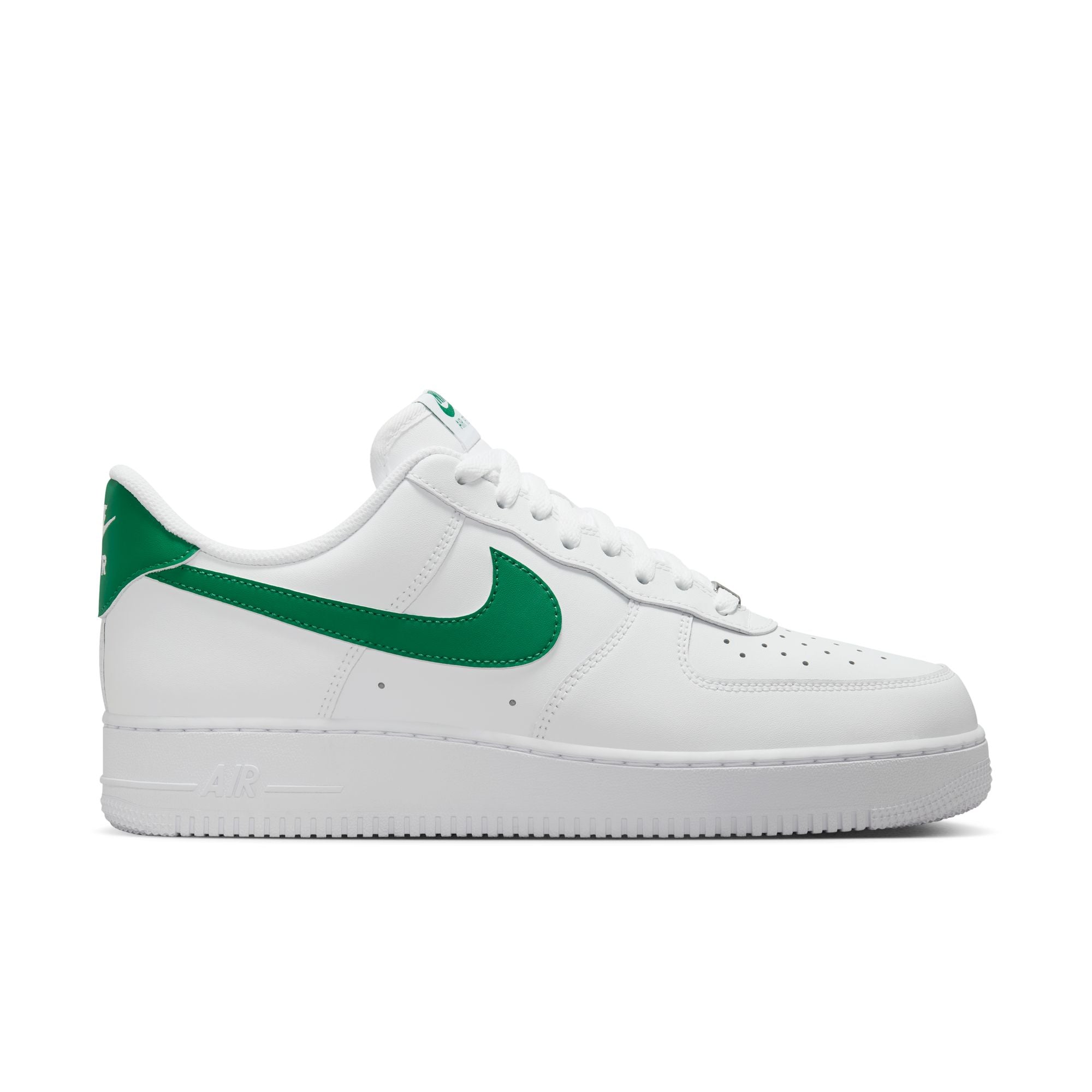 NIKE AIR FORCE 1 '07