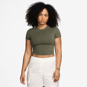 NIKE WOMENS CROPPED TEE