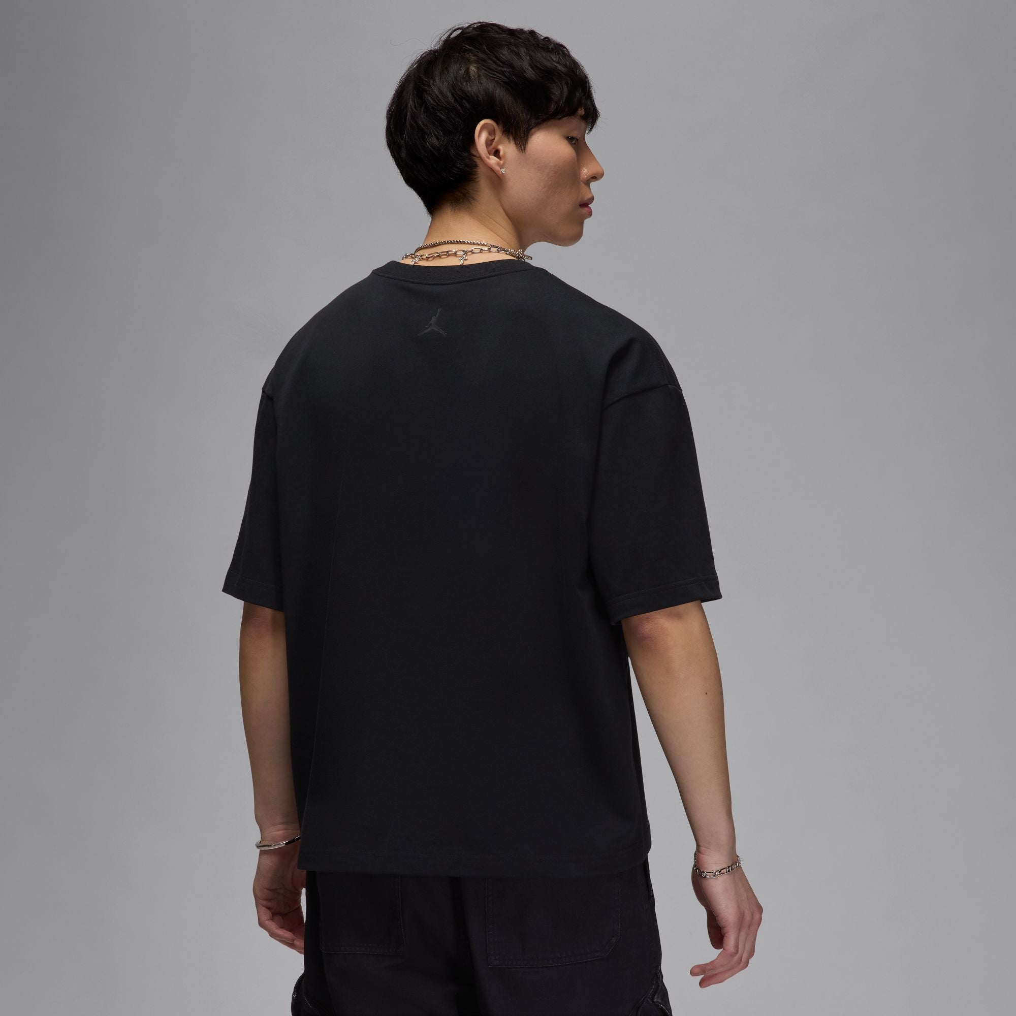 JORDAN M FLT ESS BOXY SS CREW