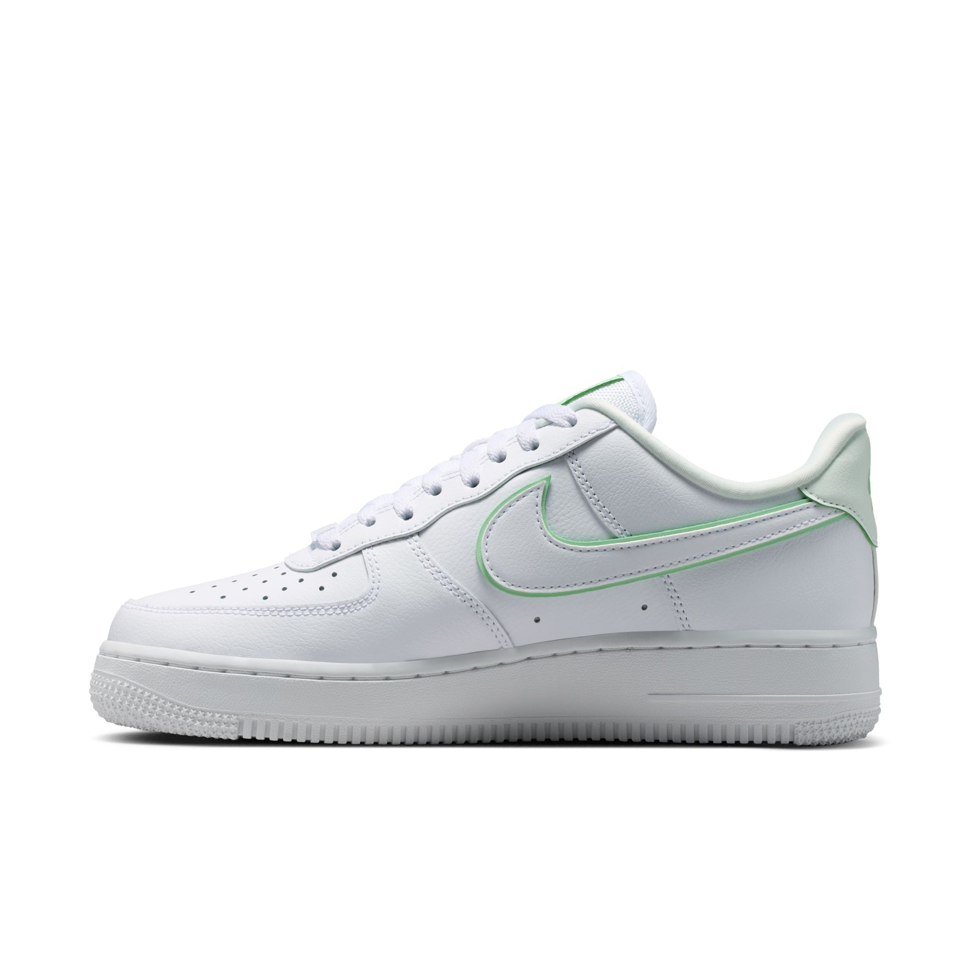 NIKE WOMENS AIR FORCE 1 '07