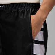 M J BRK CAT SCRATCH SHORT