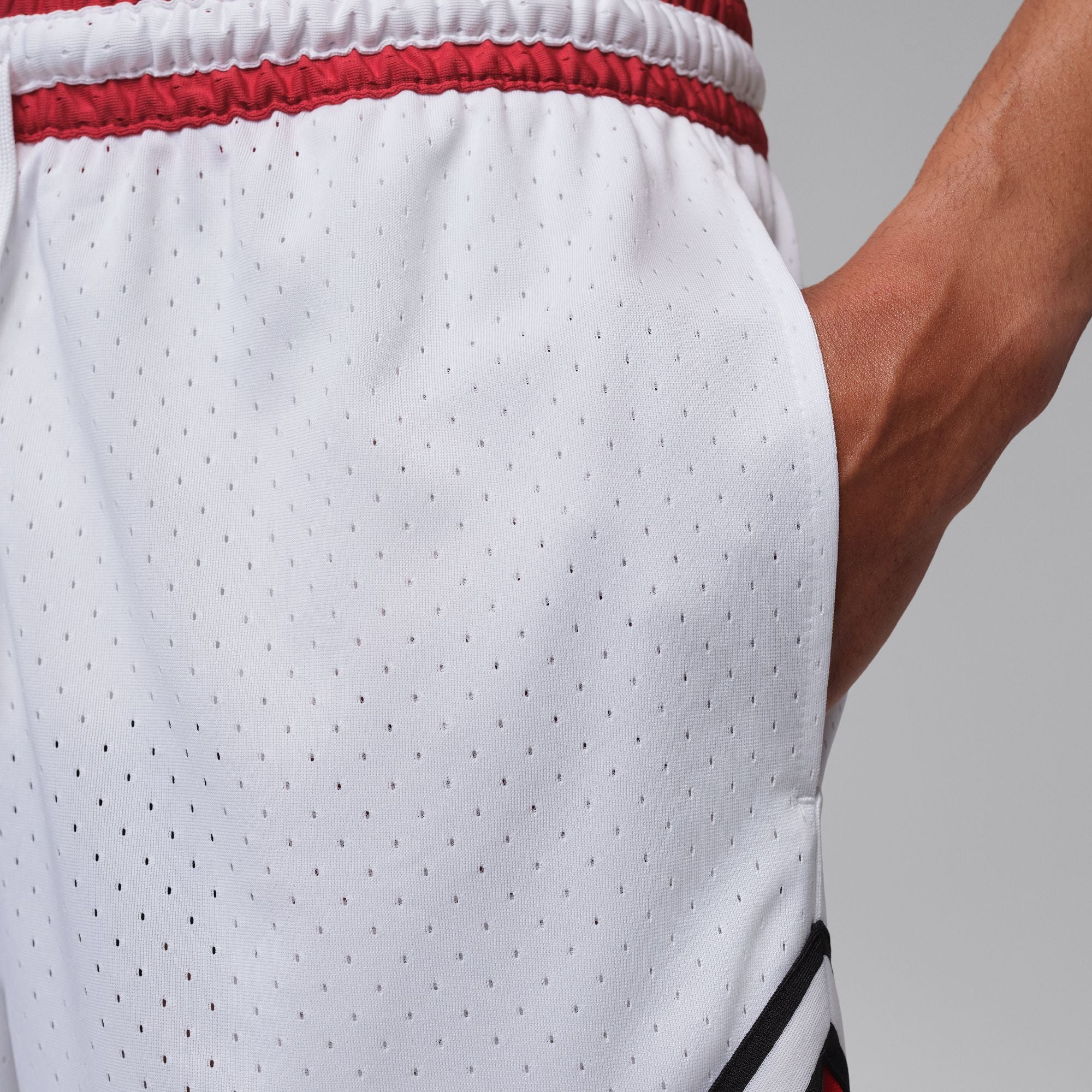 JORDAN MENS DRI-FIT SPORT DIAMOND SHORT