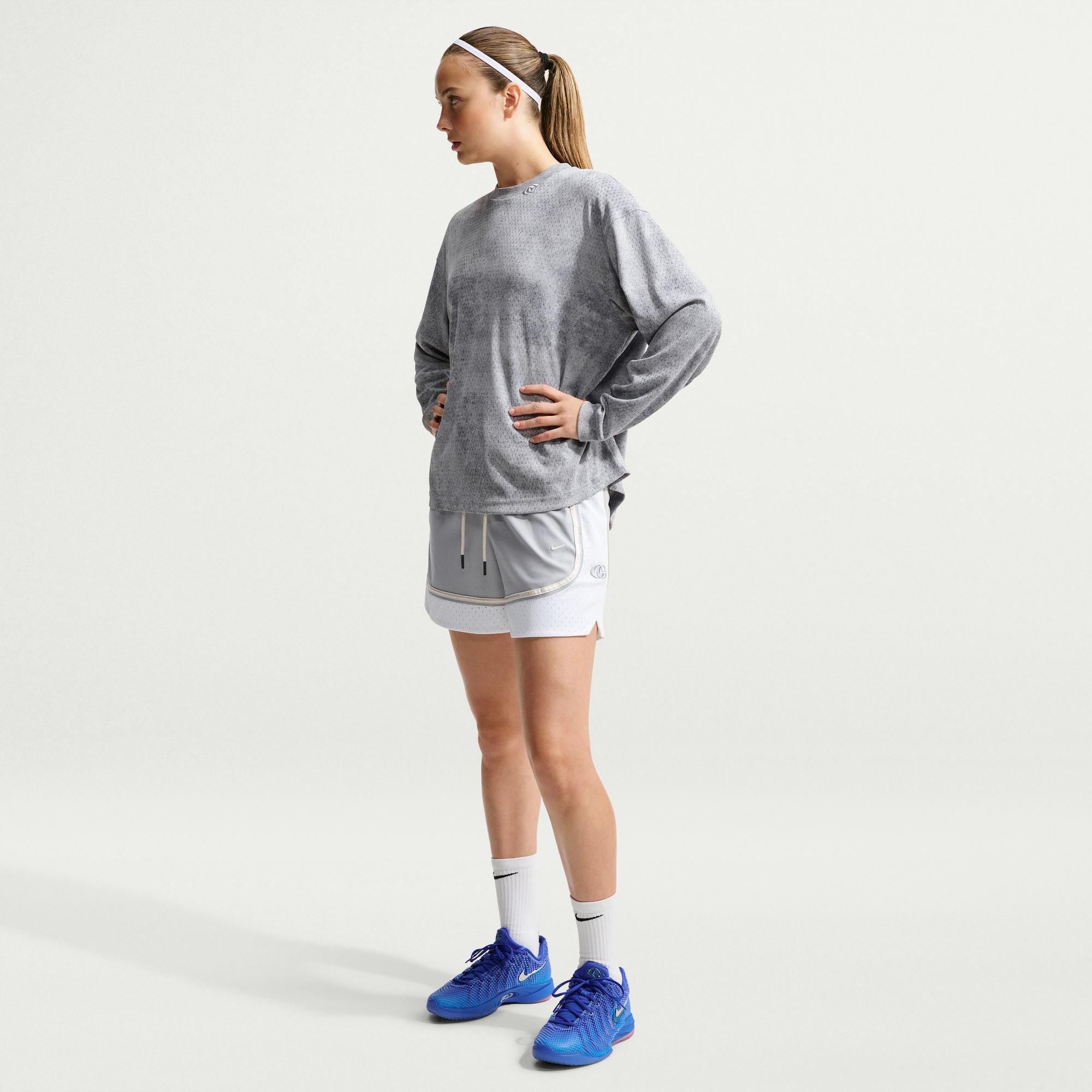 NIKE WOMENS CAITLIN CLARK DRI-FIT GAME CURVE SHORT