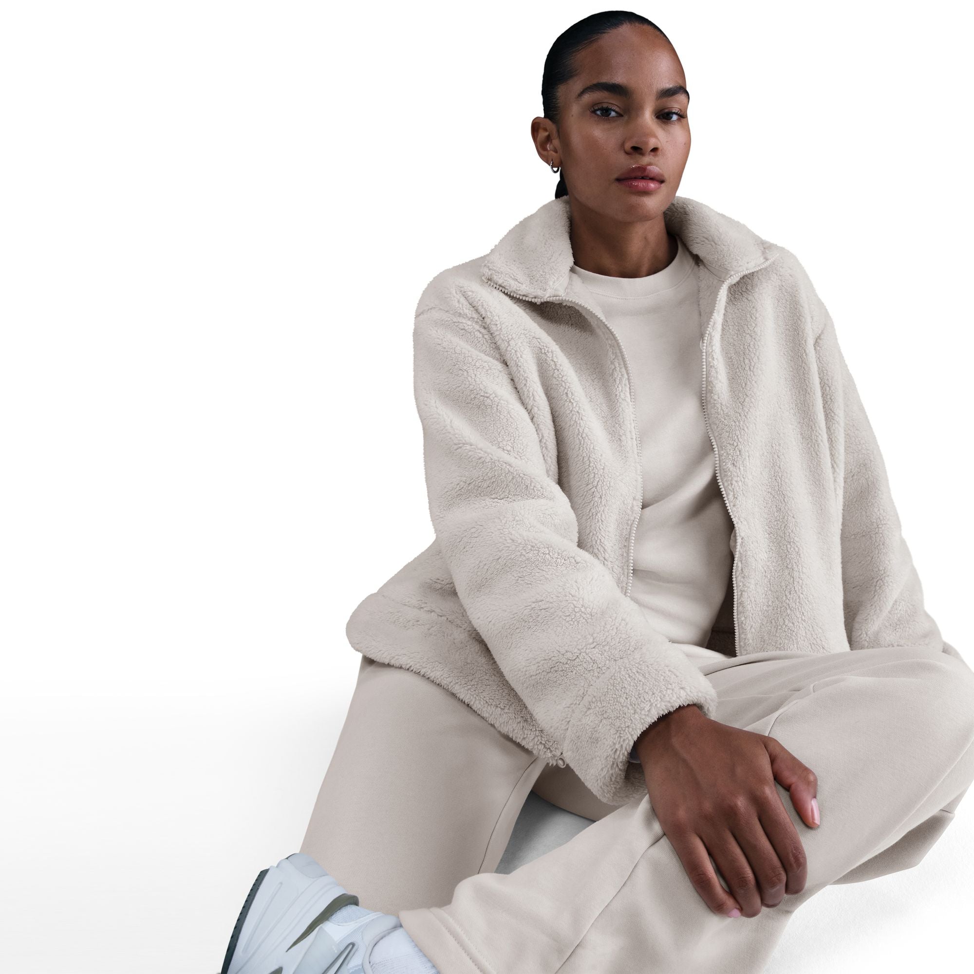 NIKE WOMENS ESSENTIAL SHERPA JACKET