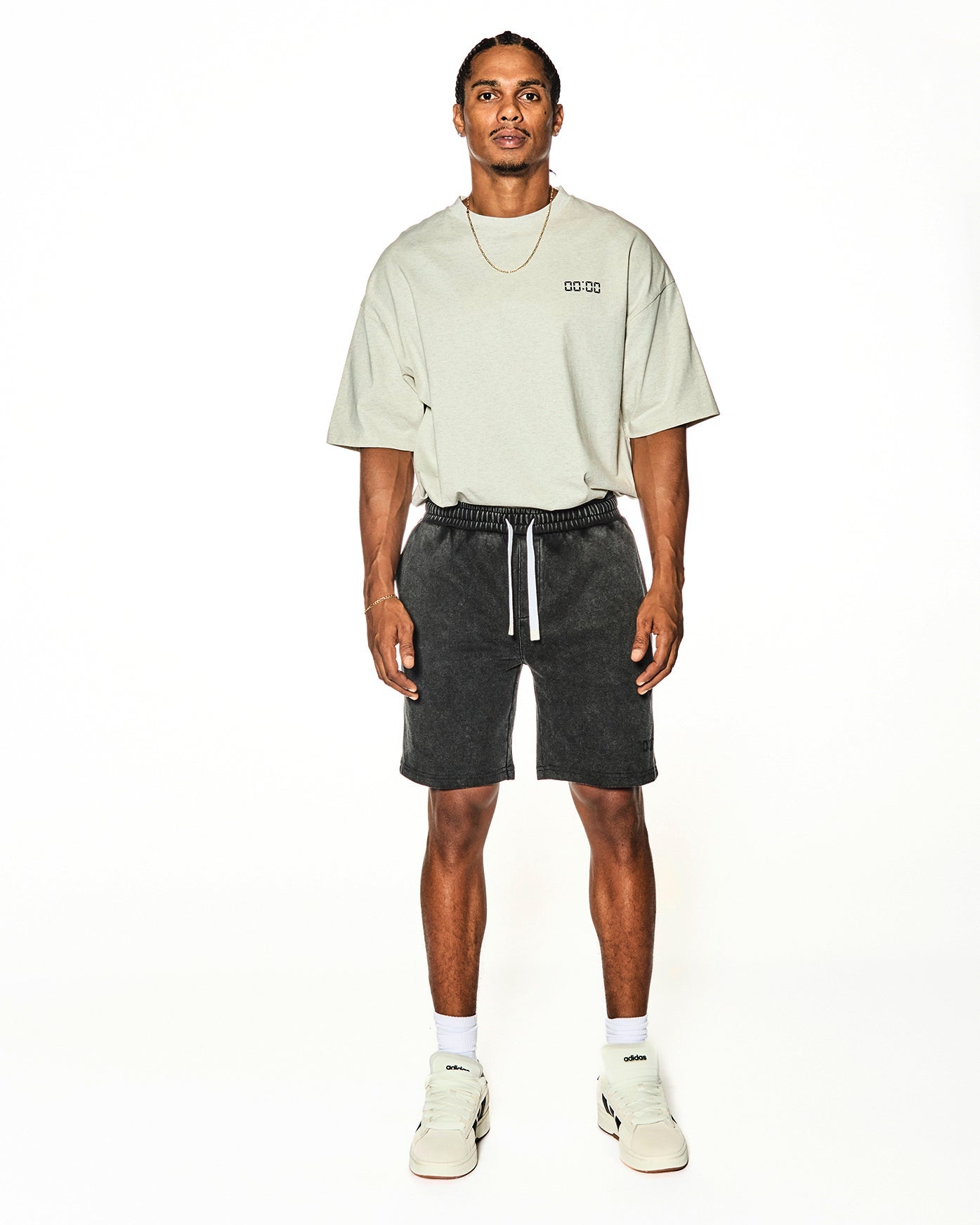 VOUSETI THE 00:00 ESSENTIALS SHORT