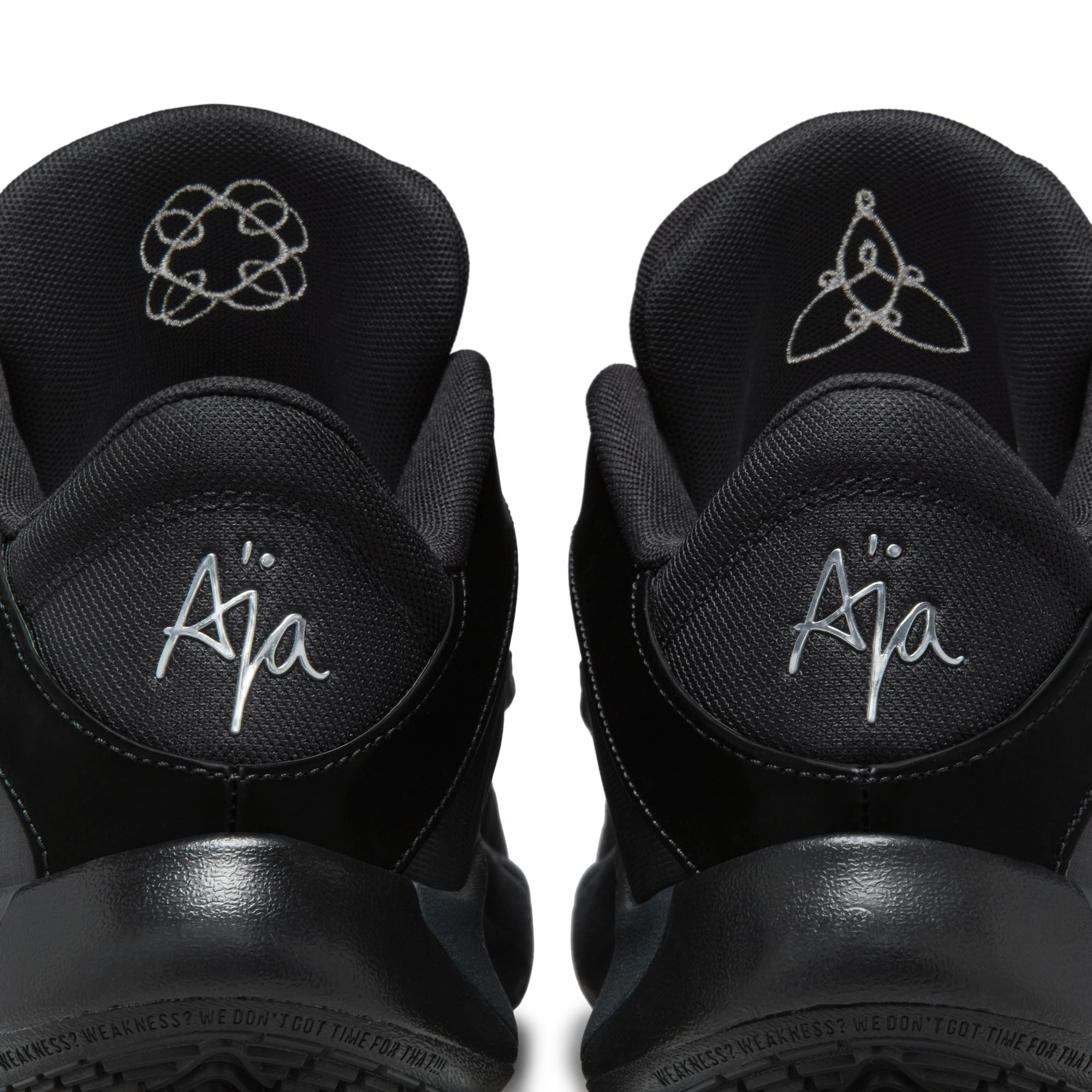 NIKE A'ONE