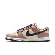 NIKE WOMENS DUNK LOW SE