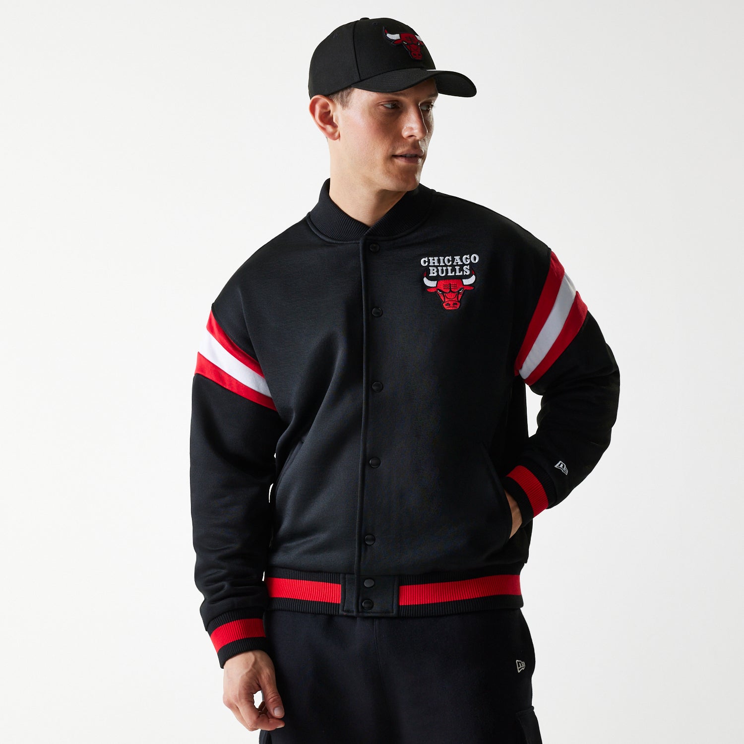NEW ERA NBA PANEL BOMBER - CHICAGO BULLS