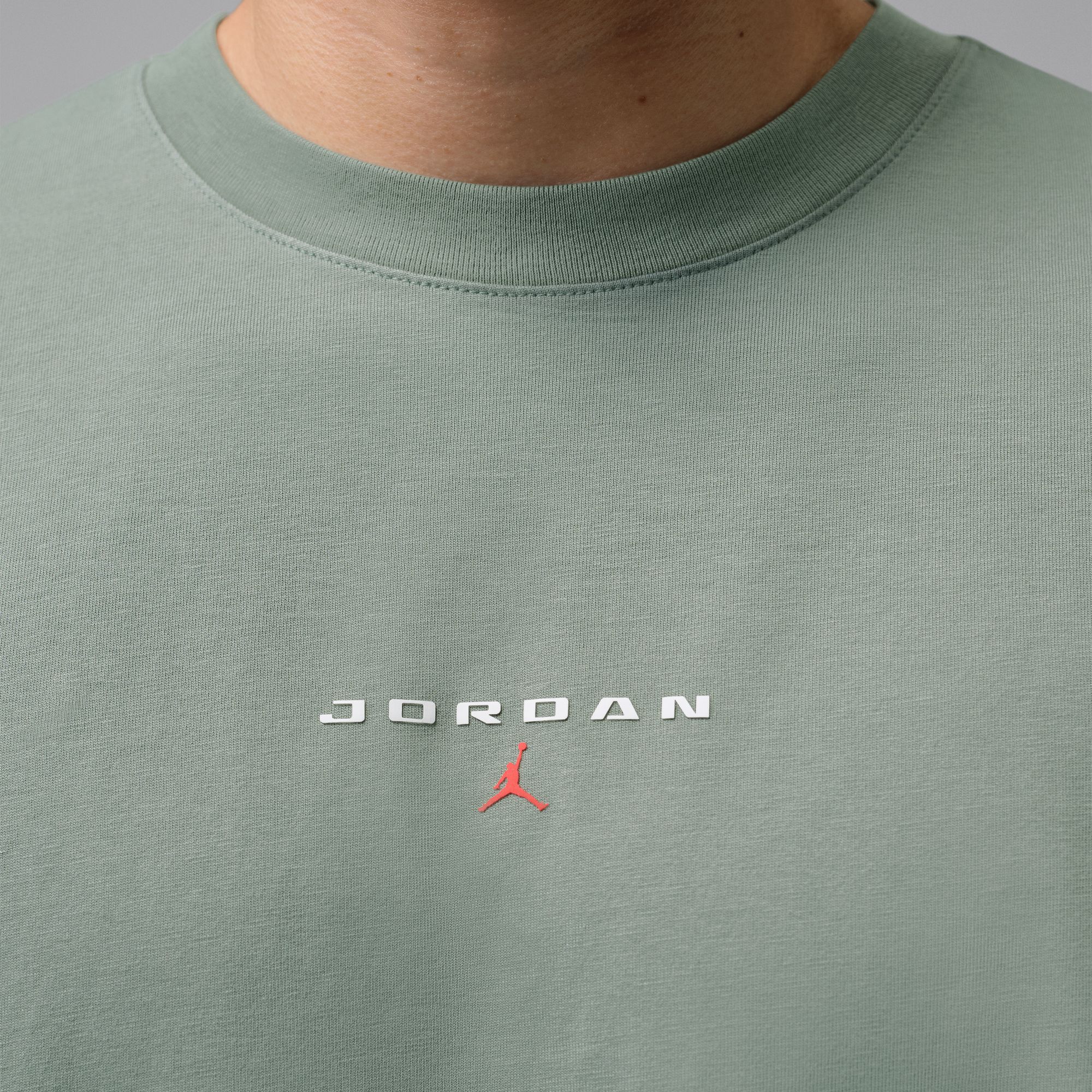 JORDAN MENS FLIGHT OVERSIZED PATCH TEE