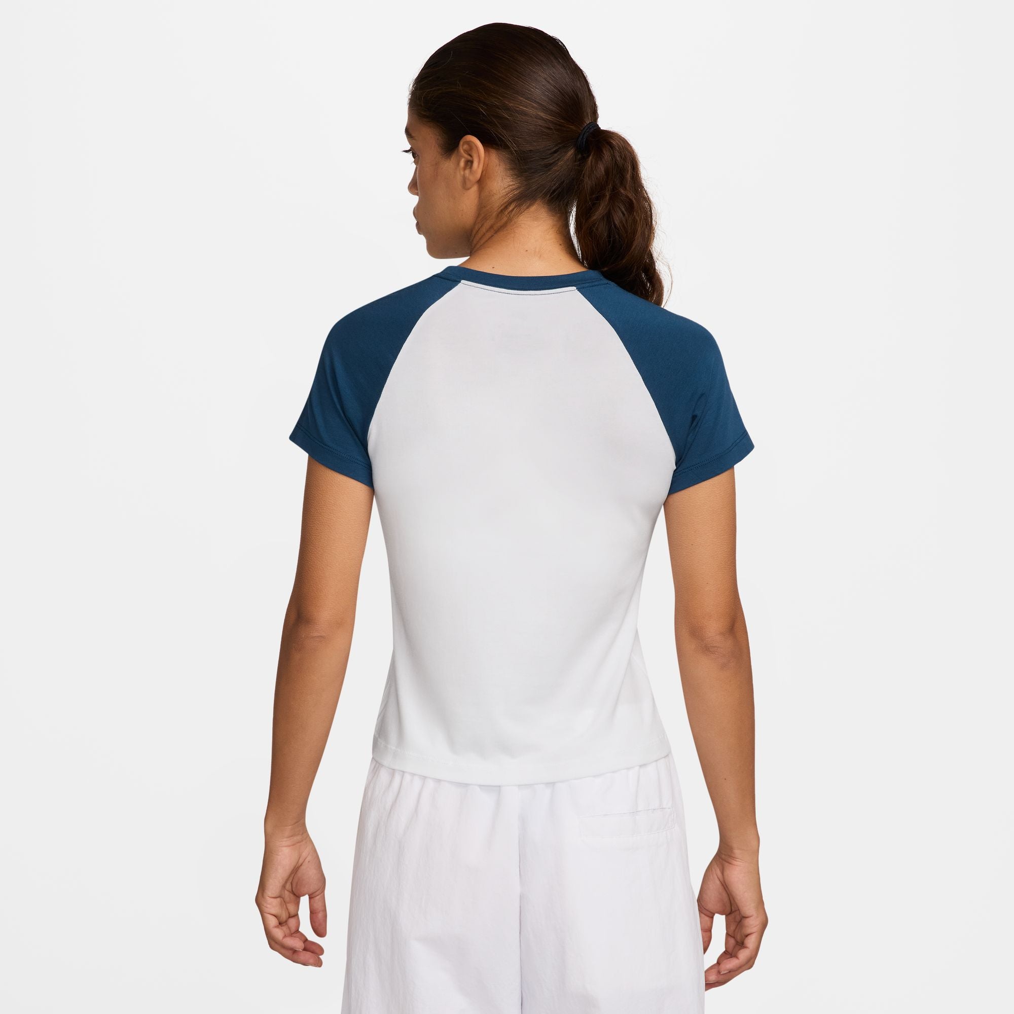 NIKE WOMENS CHILL KNIT RAGLAN TEE