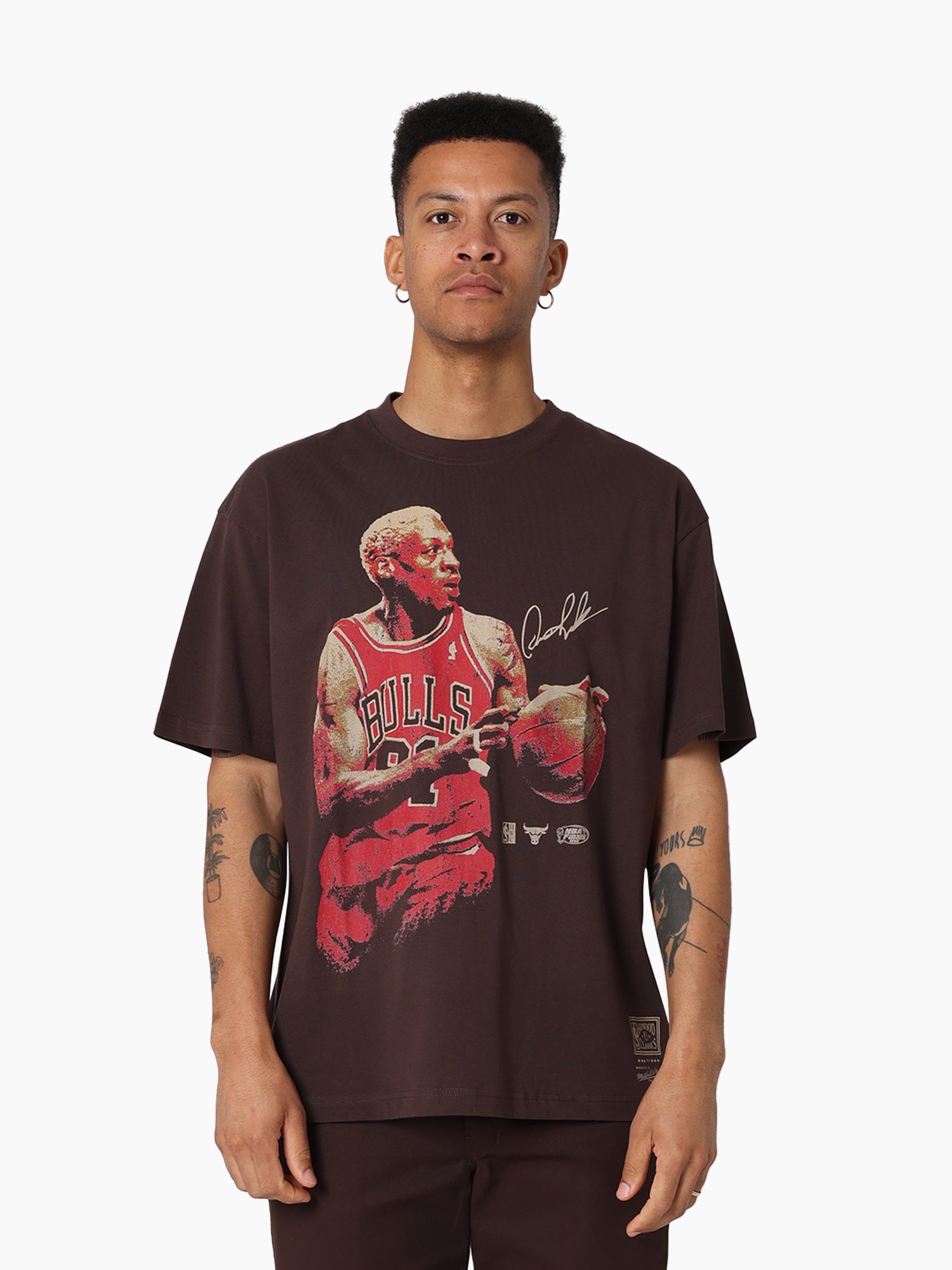 MITCHELL & NESS IN THE MOMENT TEE BULL RODM