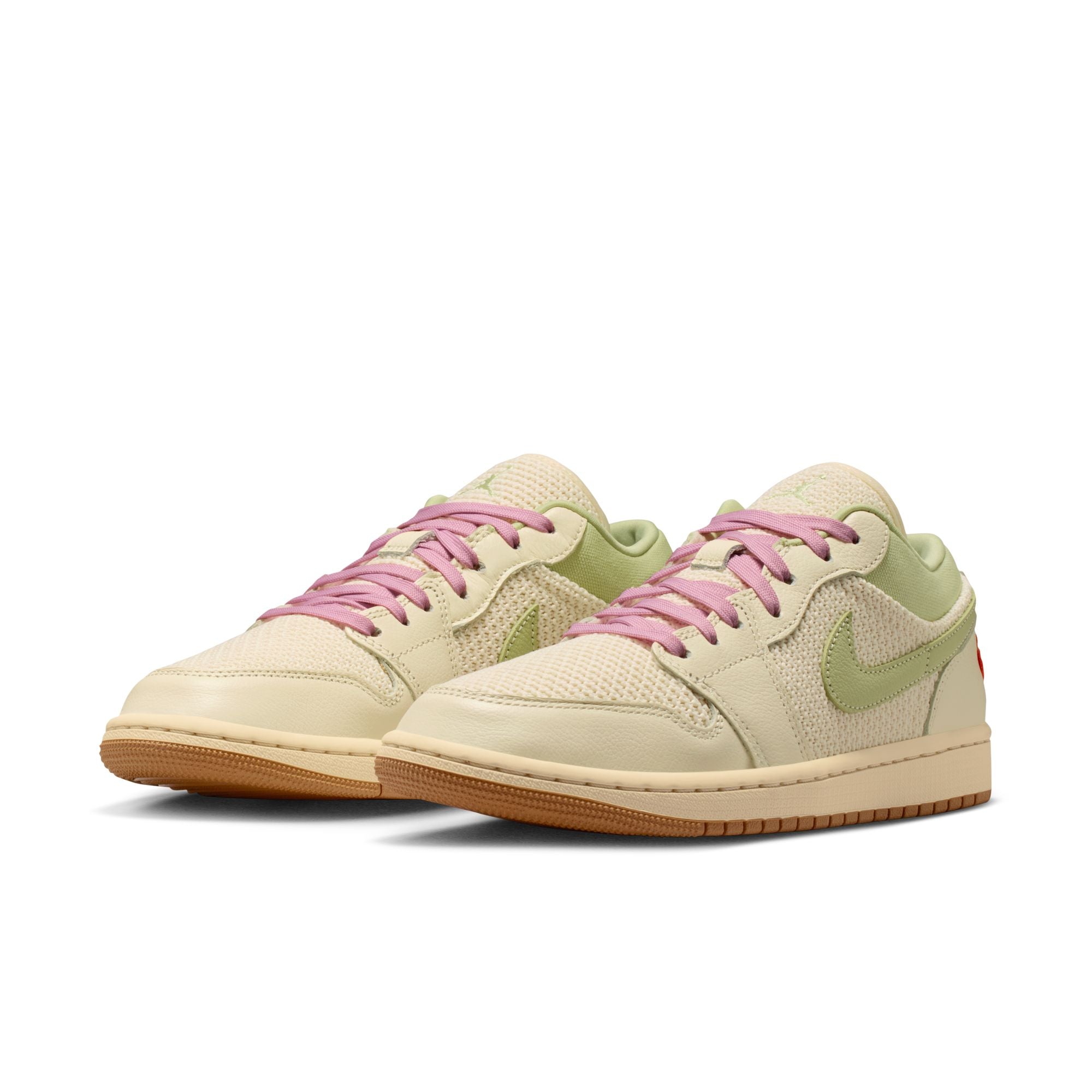 WOMENS AIR JORDAN 1 LOW SE