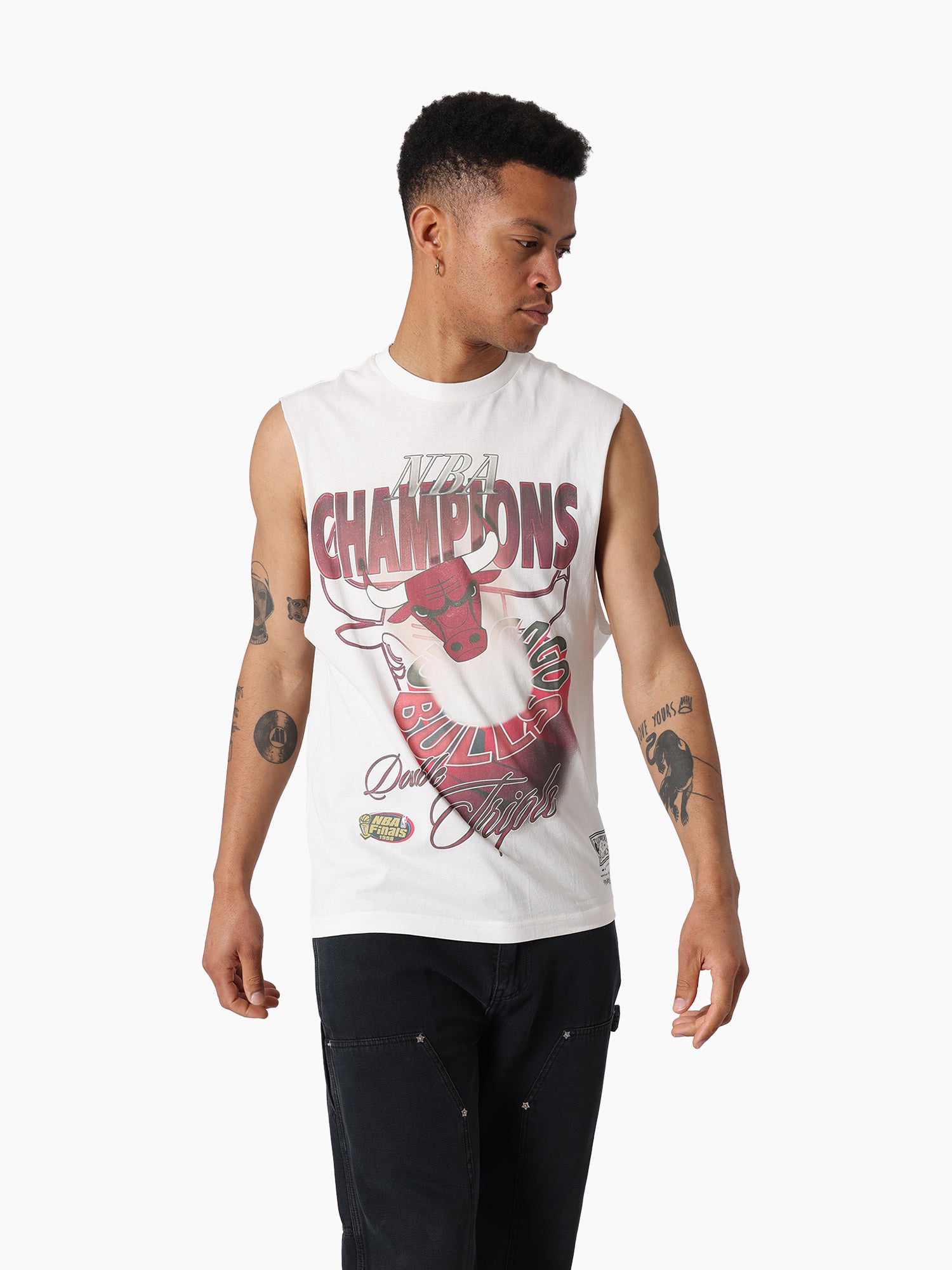 MITCHELL & NESS HARDLIGHT MUSCLE TEE BULLS