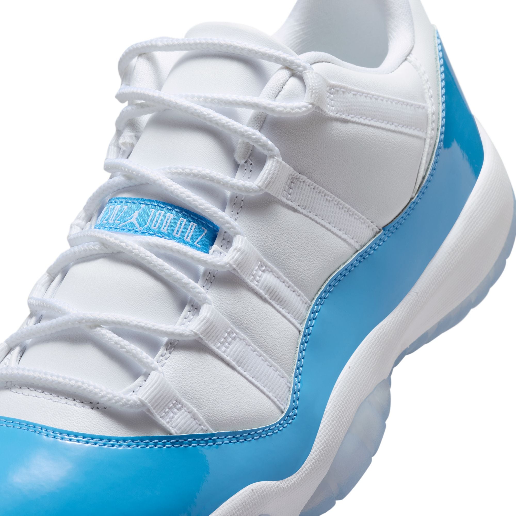 AIR JORDAN 11 RETRO LOW 'UNC'