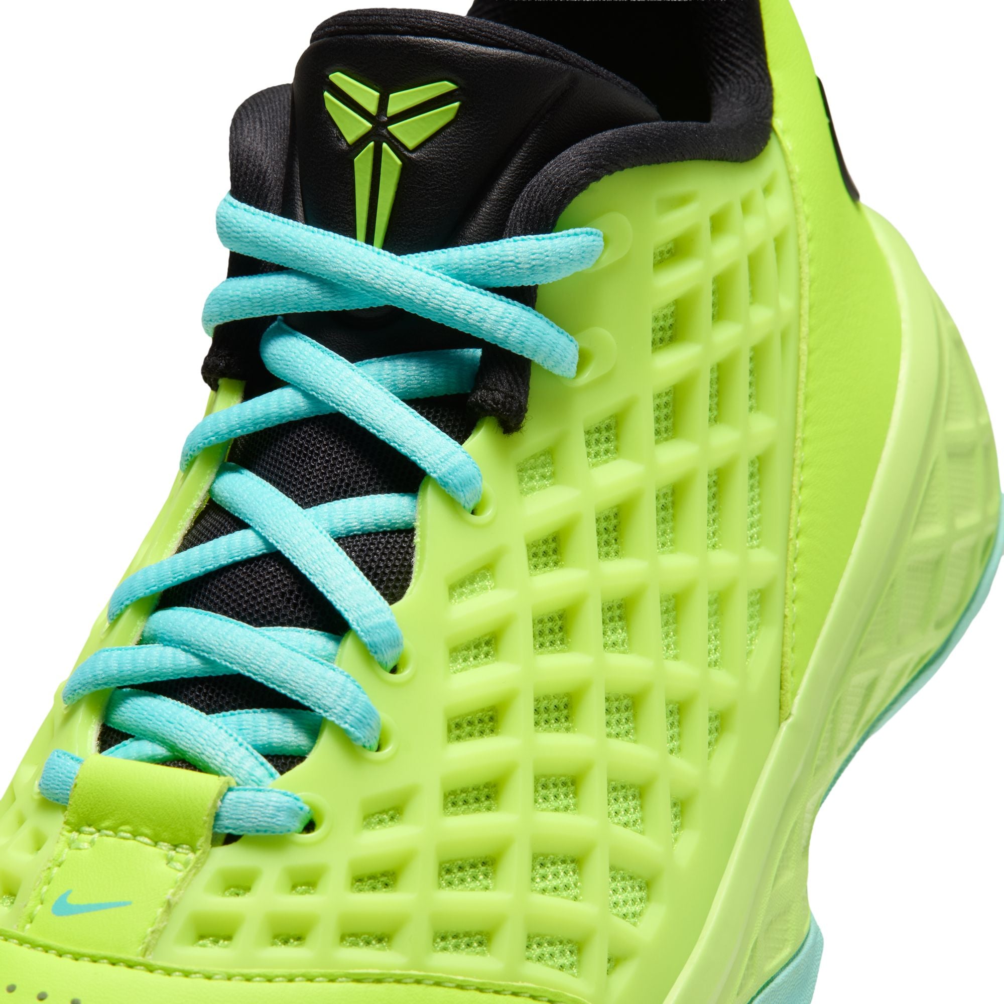 NIKE KOBE III LOW - YOUTH