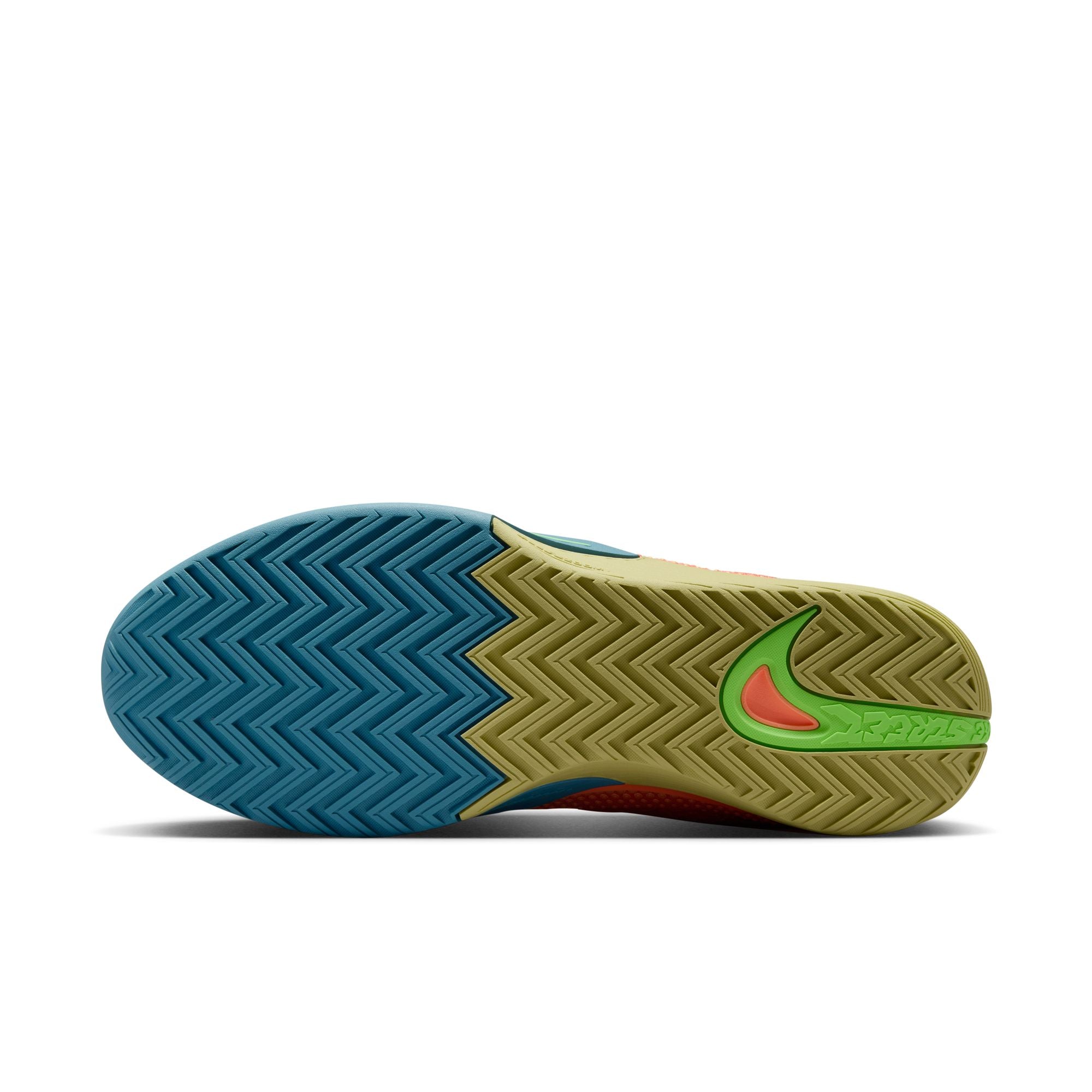 NIKE S.T. FLARE