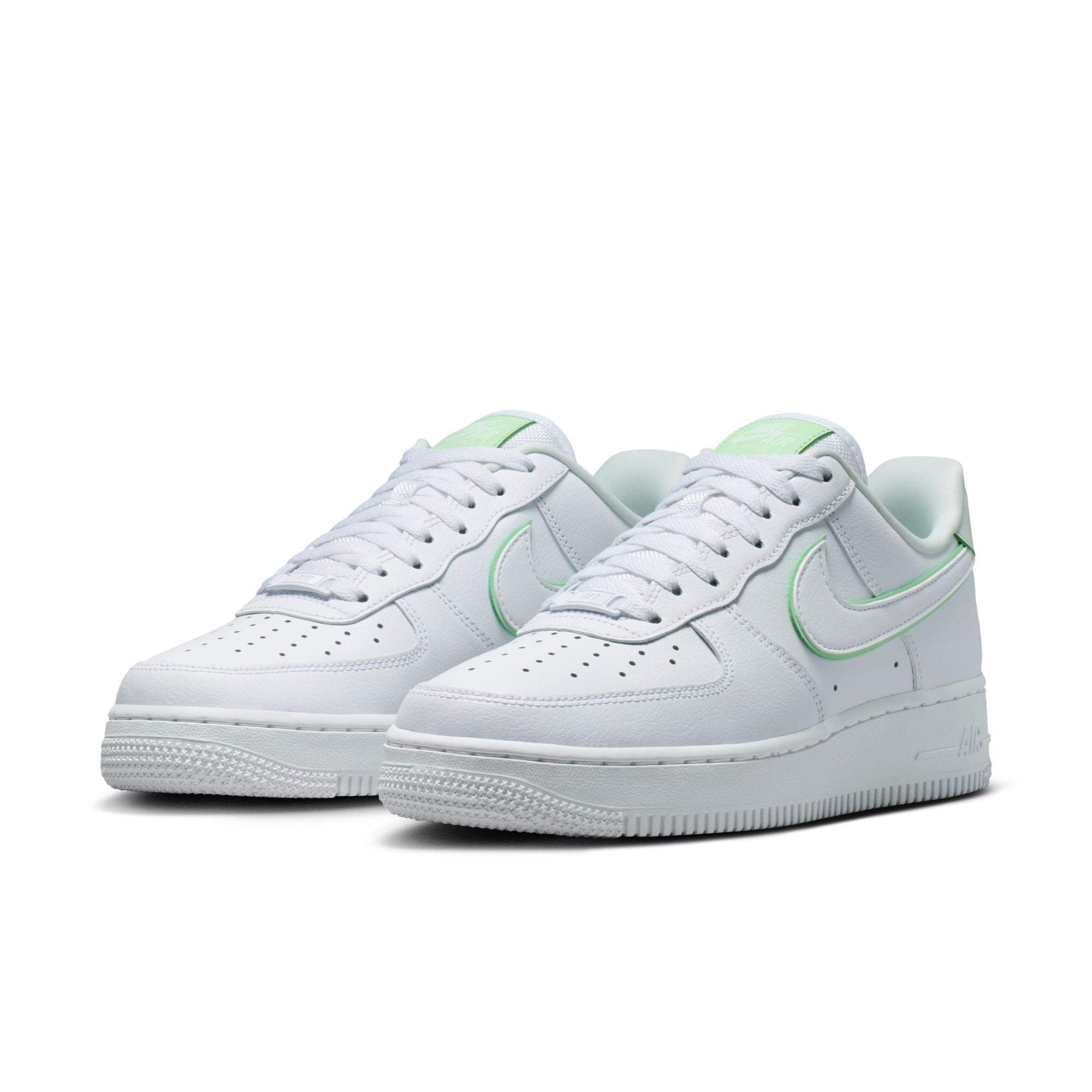 NIKE WOMENS AIR FORCE 1 '07