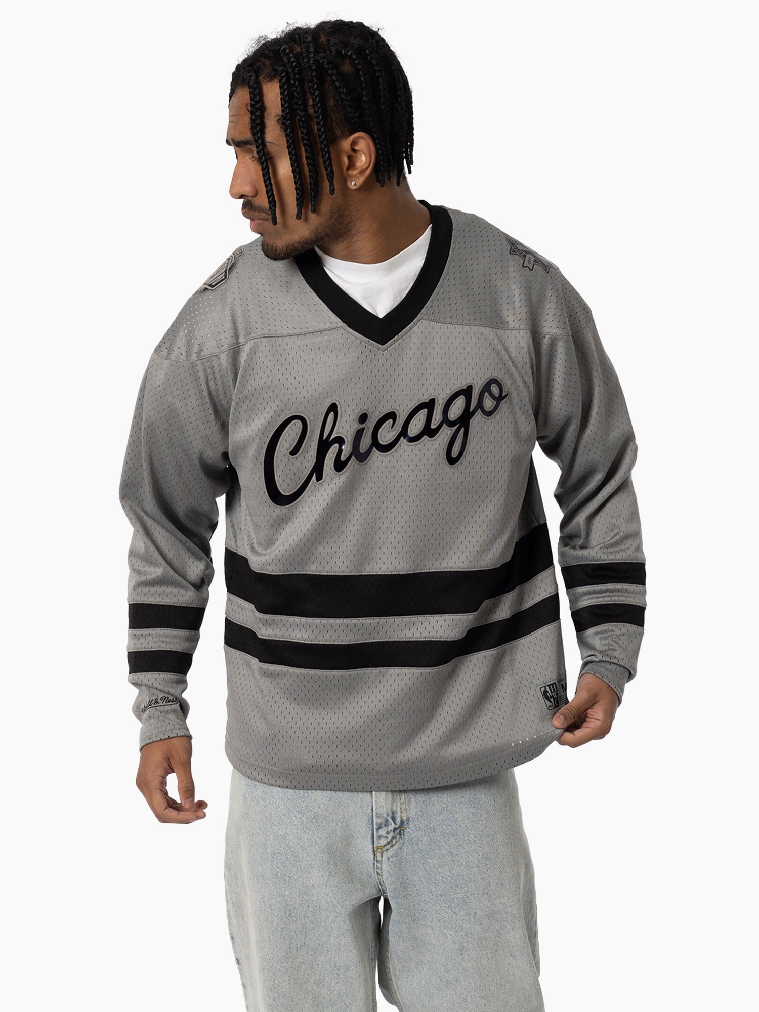 MITCHELL & NESS CHROME JERSEY BULL