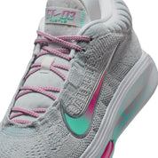 NIKE G.T. HUSTLE 3