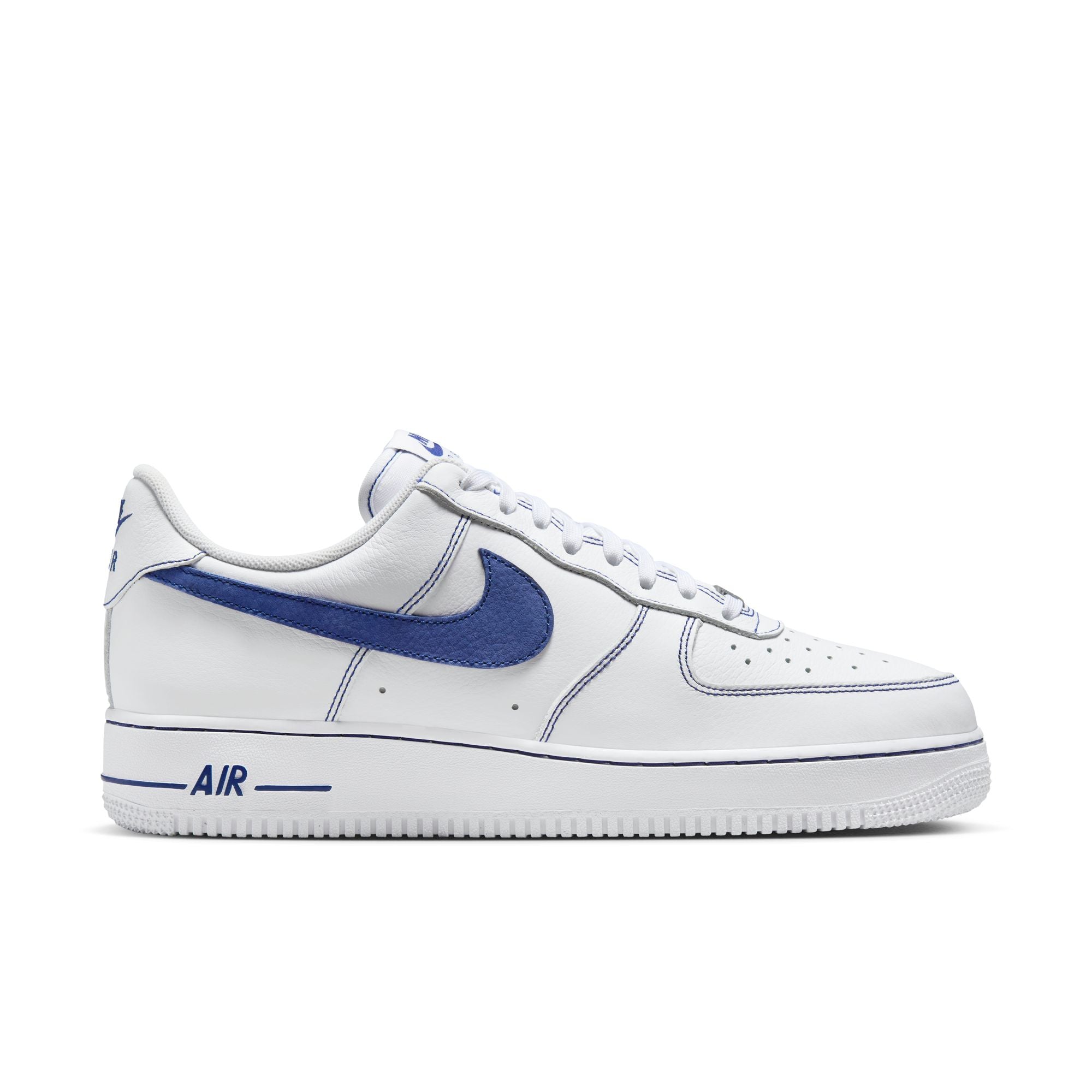 NIKE AIR FORCE 1 '07 LV8
