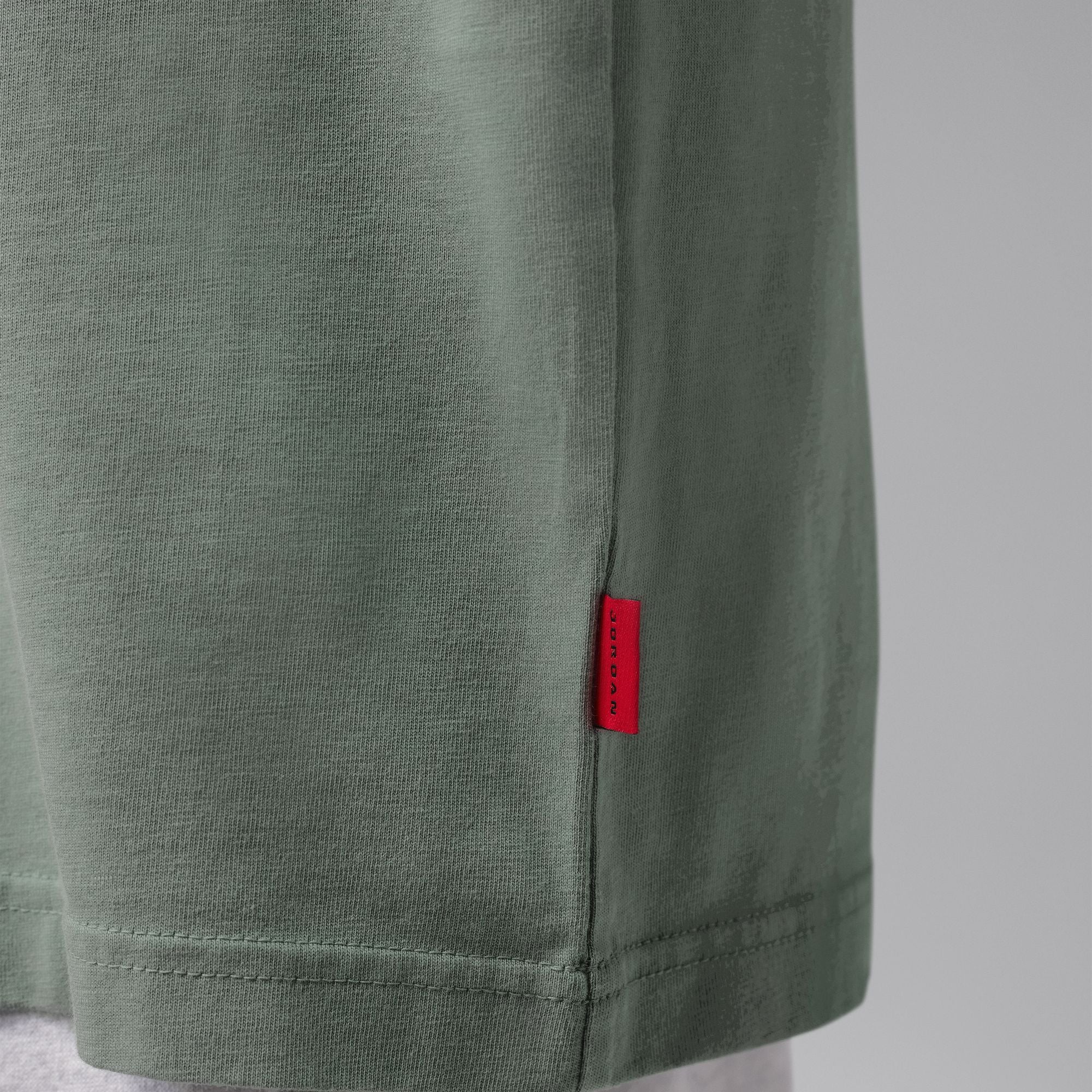 JORDAN MENS FLIGHT OVERSIZED PATCH TEE