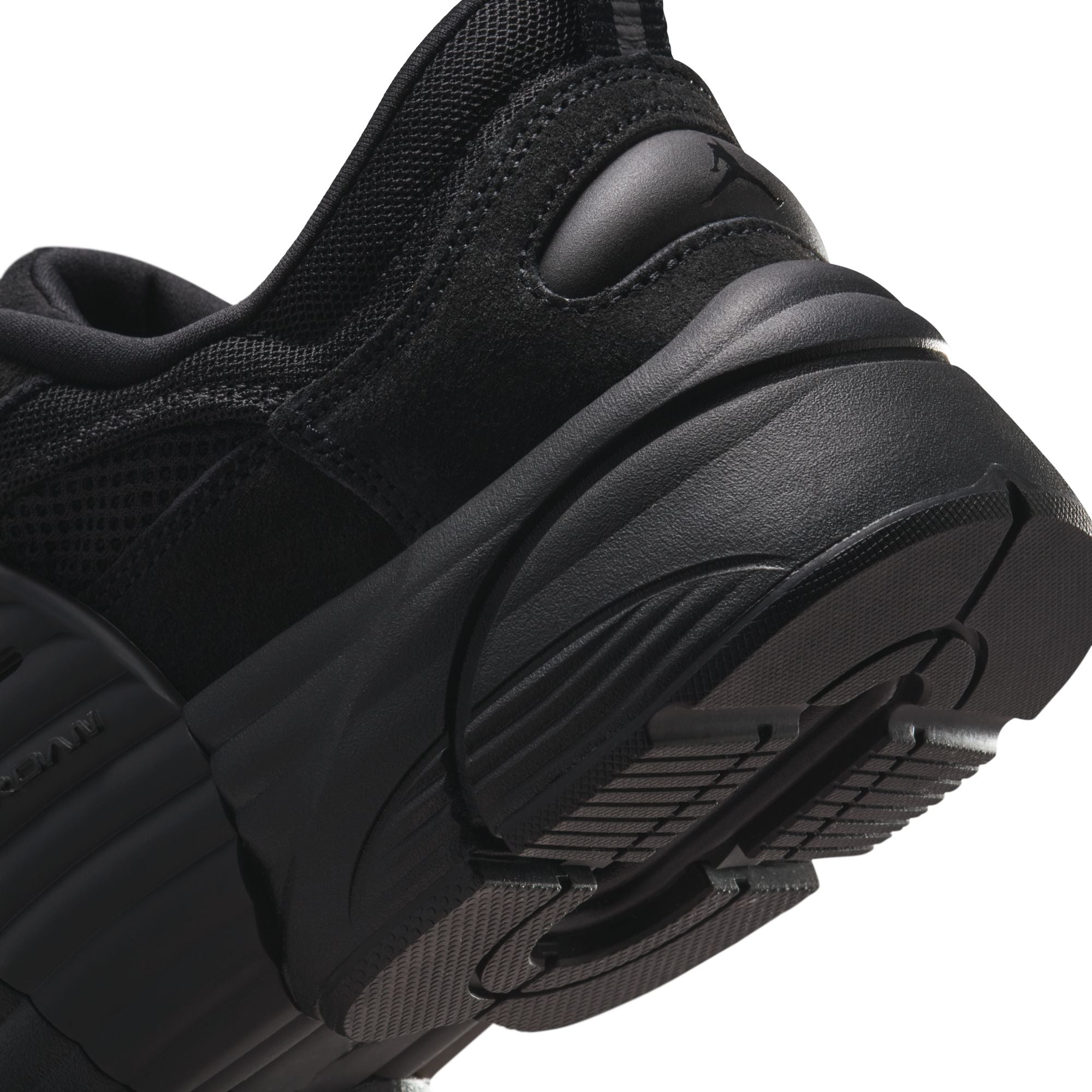 JORDAN TRUNNER O/S