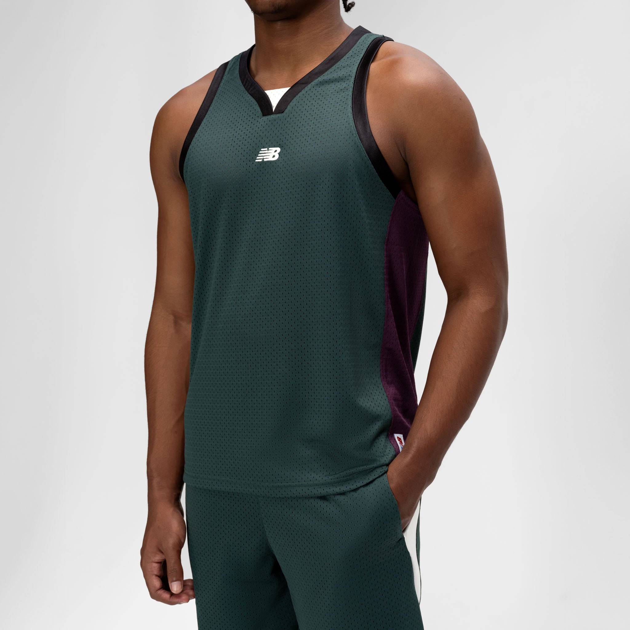 NEW BALANCE BASKETBALL PERFORMANCE JERSEY