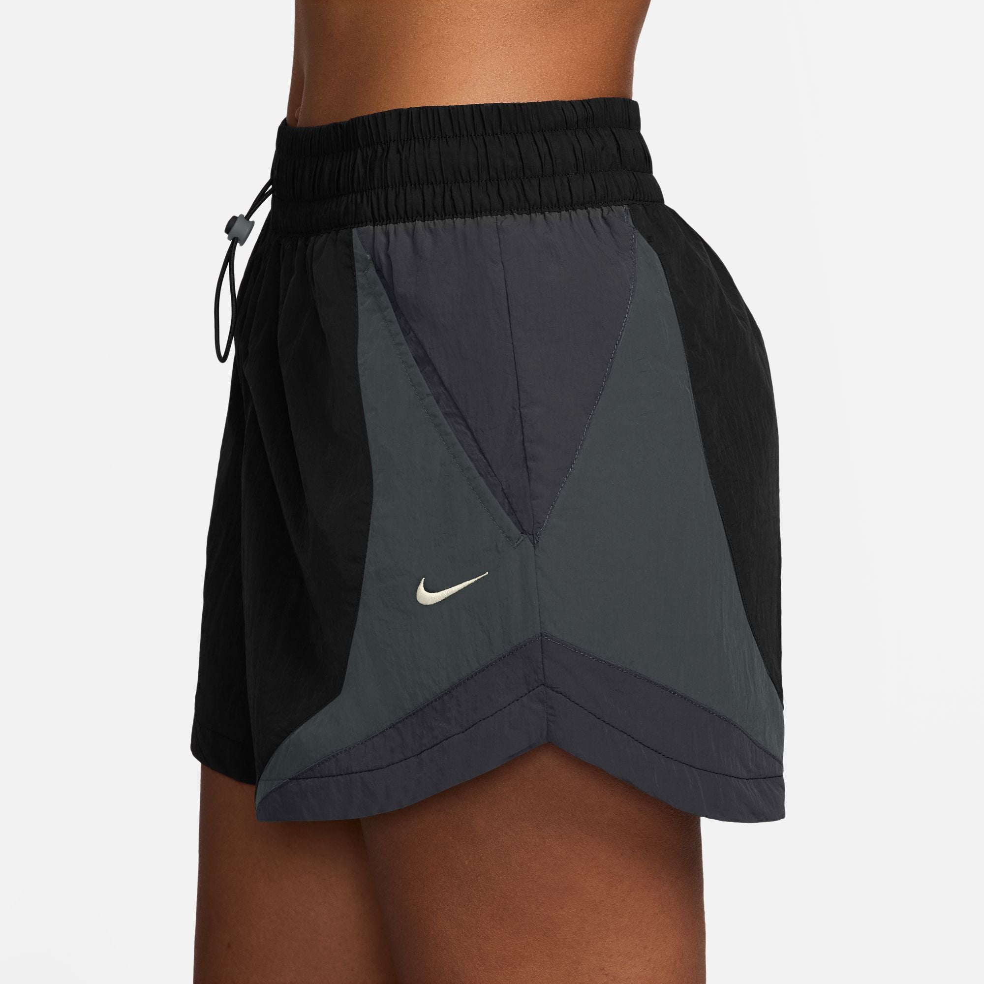 NIKE WOMENS 3IN TRACK SHORT