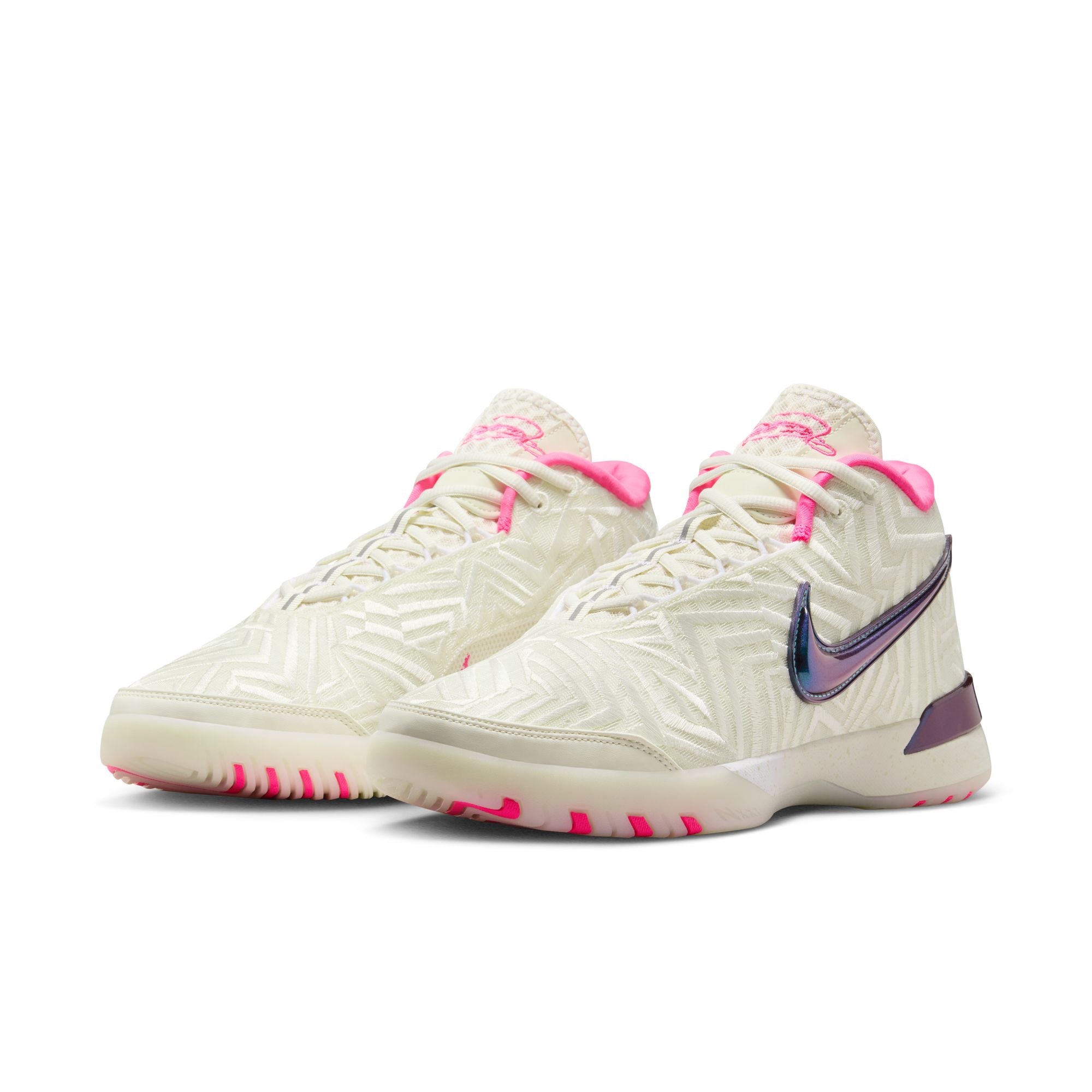 NIKE LEBRON NXXT GENISUS