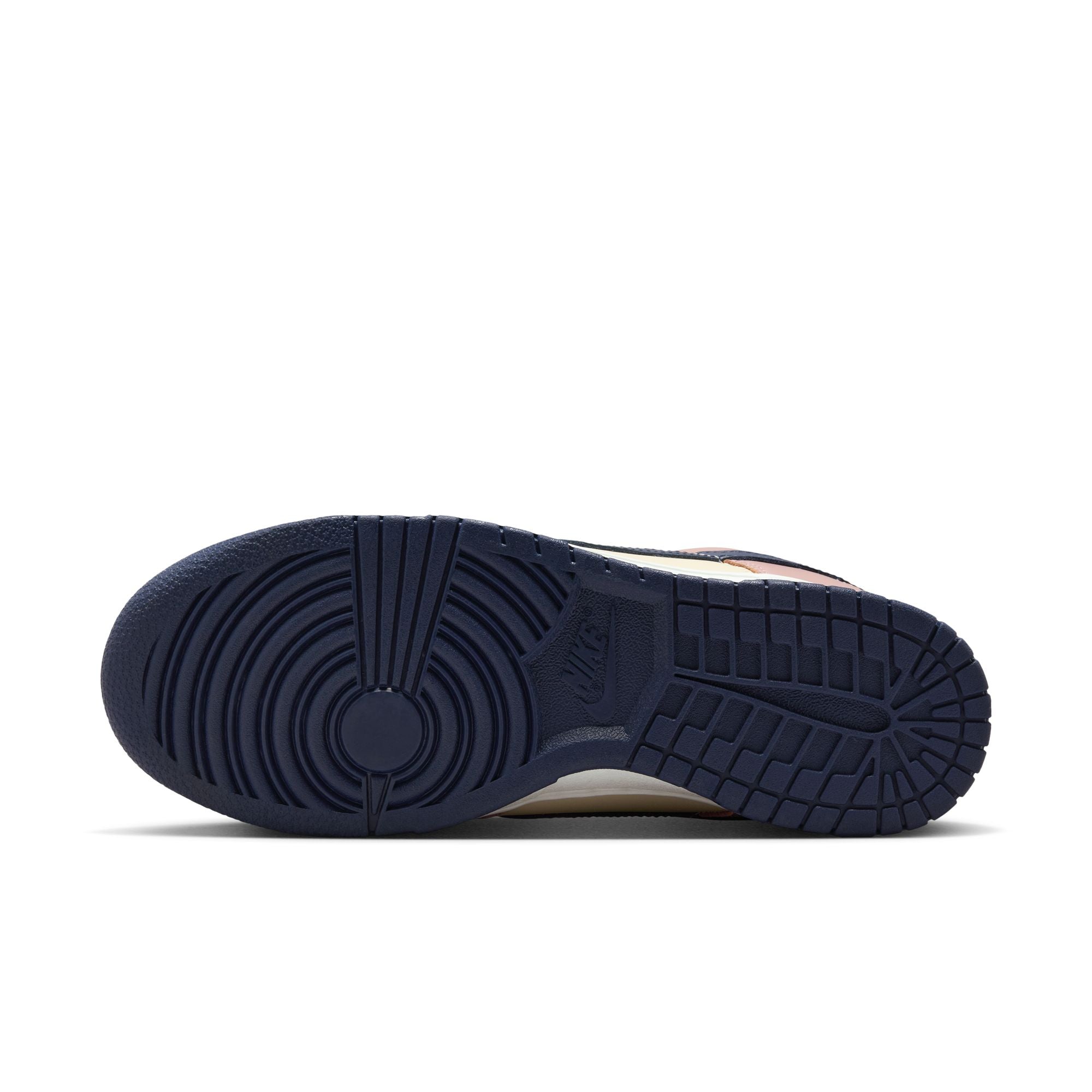 NIKE WOMENS DUNK LOW SE