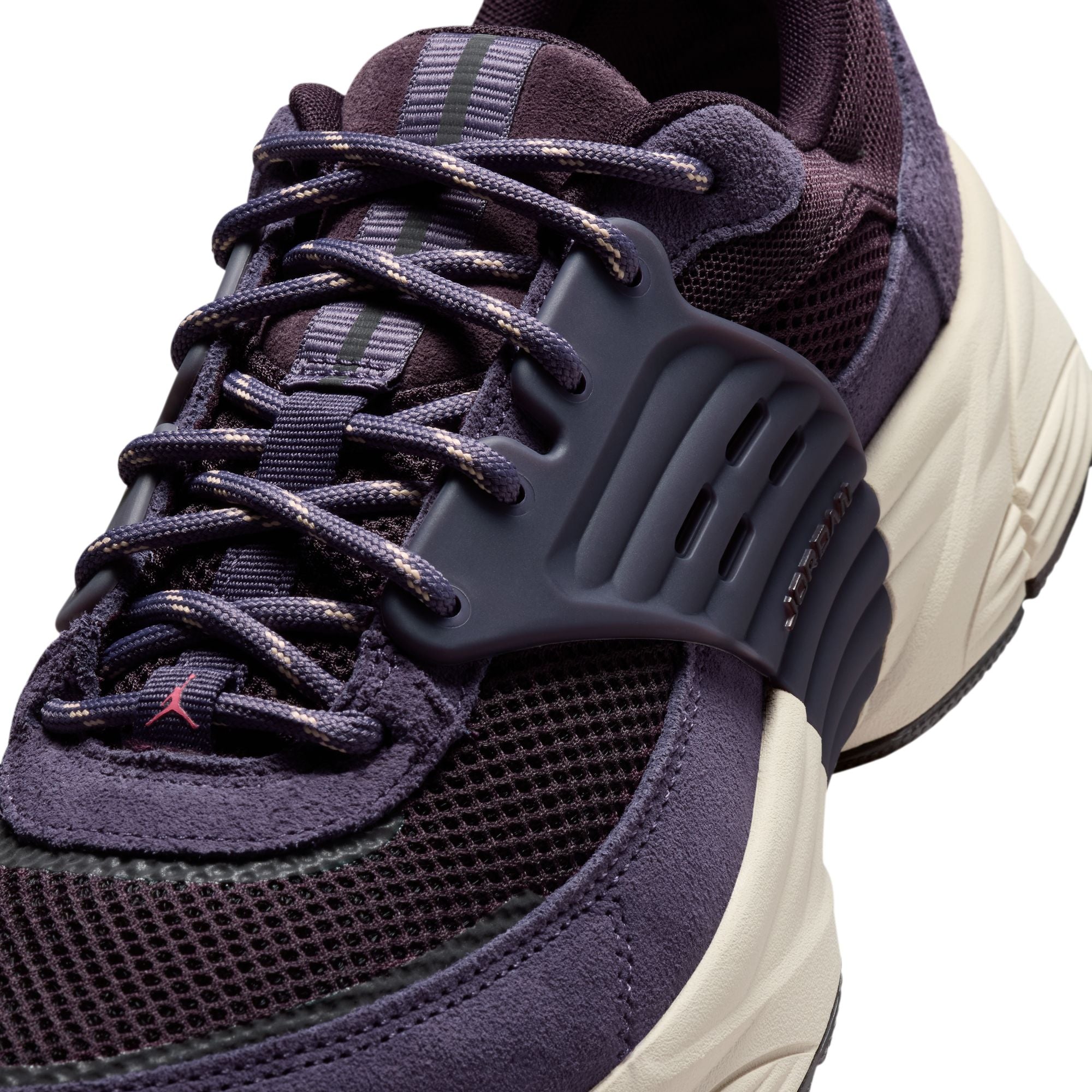 JORDAN TRUNNER O/S