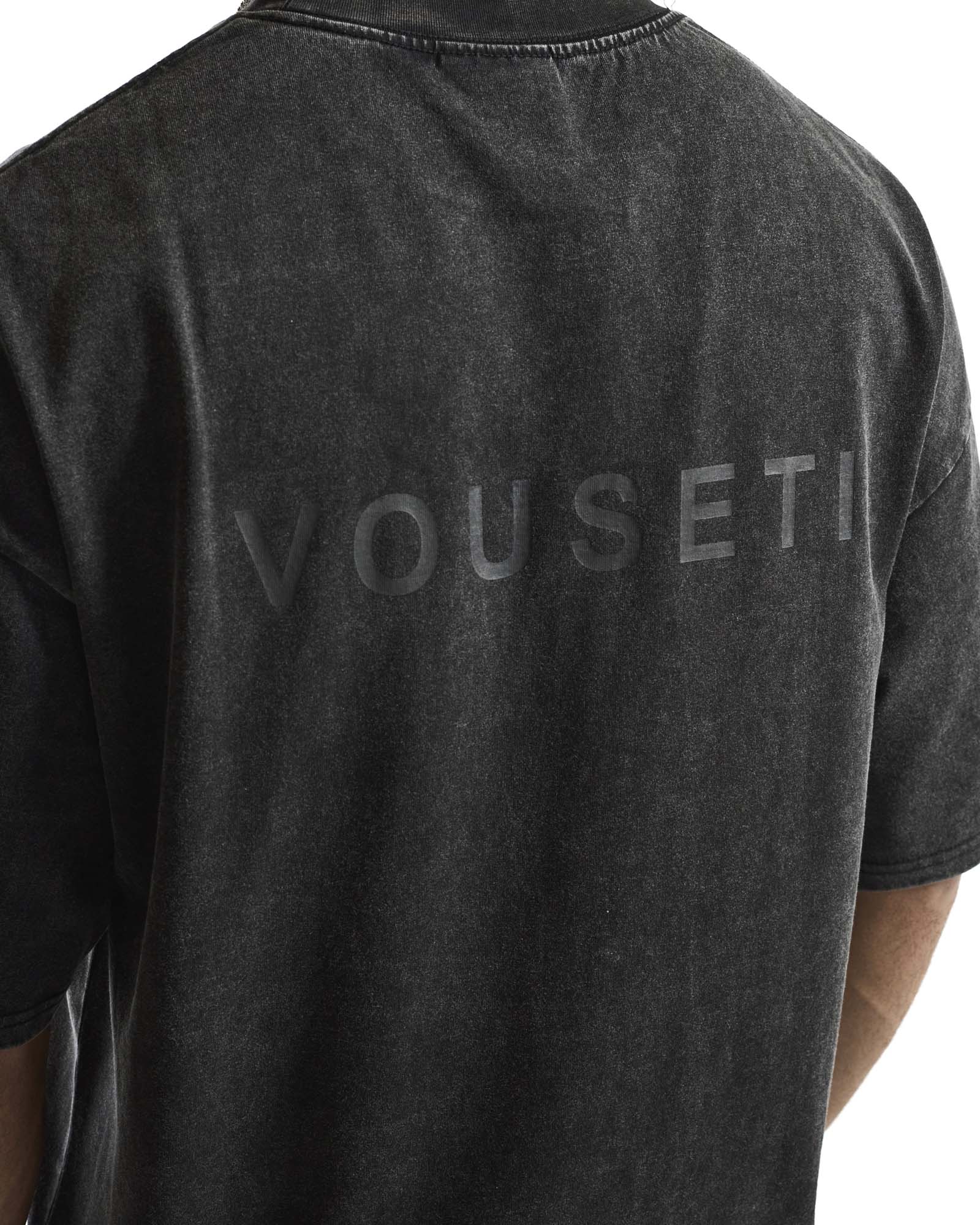 VOUSETI THE 00:00 ESSENTIALS CREW T-SHIRT