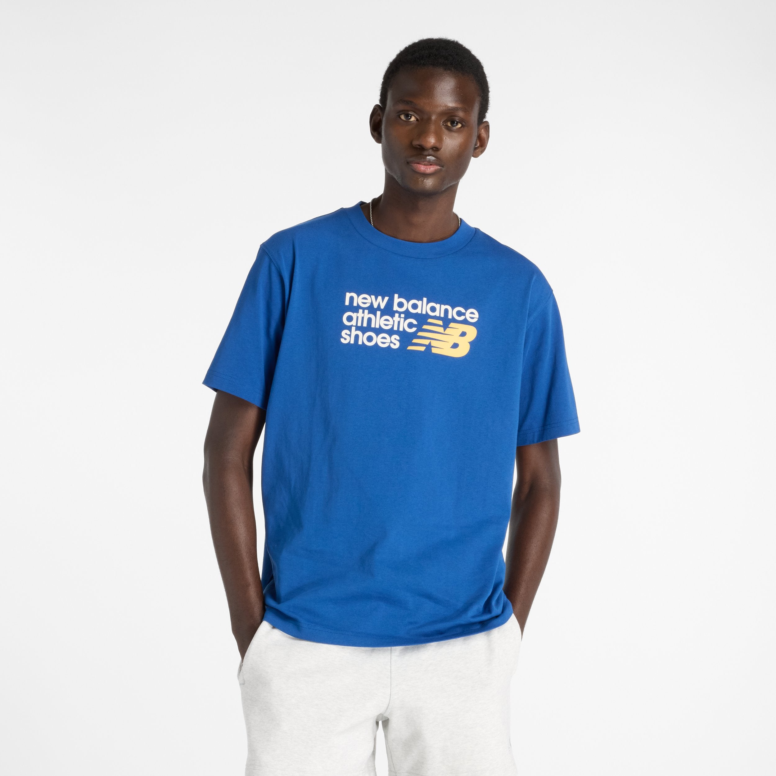 NEW BALANCE ATHLETICS RELAXED PREMIUM CHEST LOGO T-SHIRT- GAB