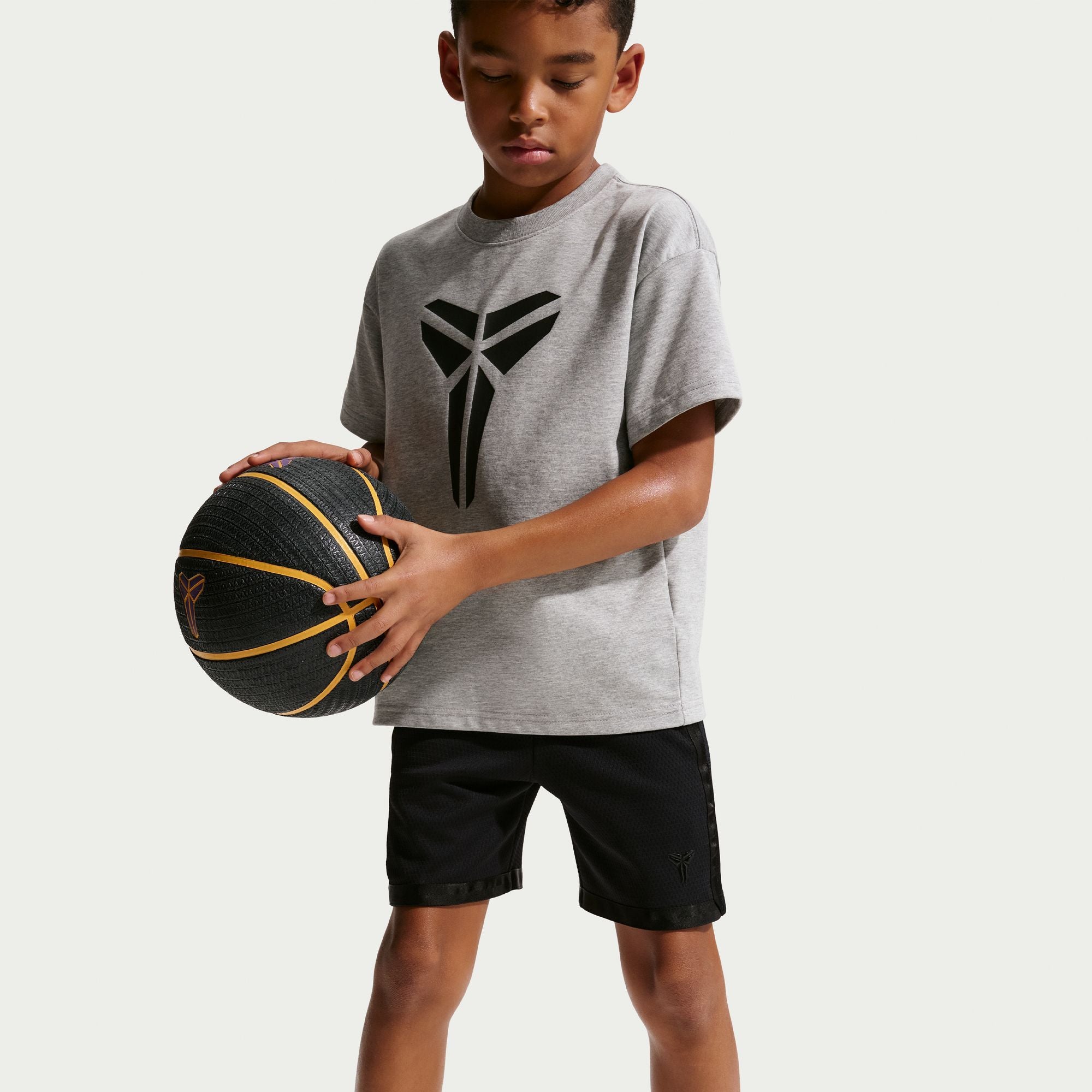 NIKE KOBE DRI-FIT MAMBA SHORT - YOUTH